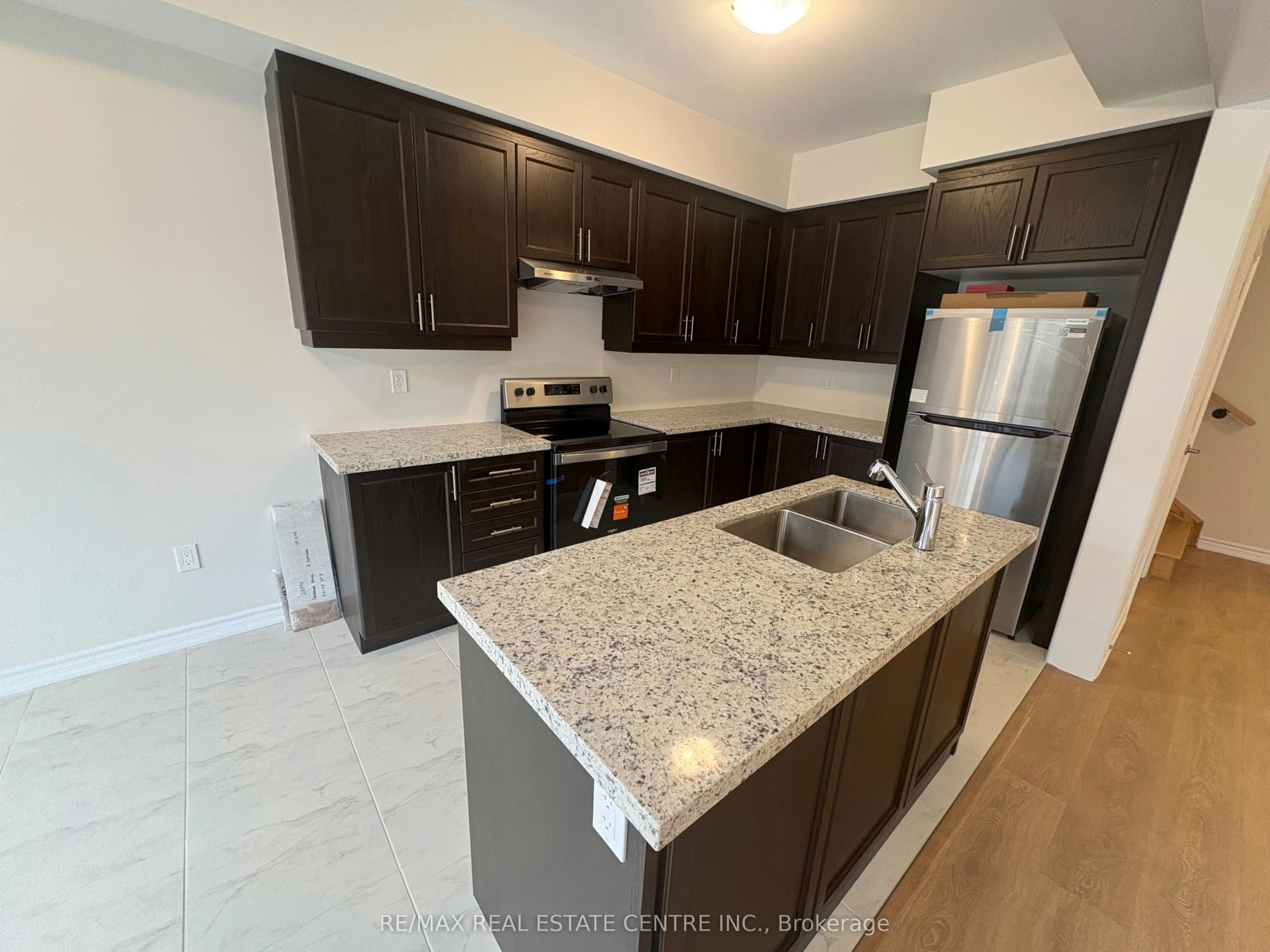1911 Upper Thames Drive, Woodstock, ON, N4S 7W2 - 5