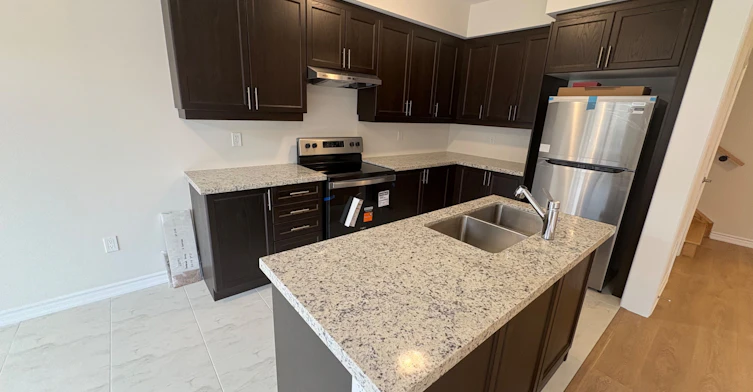 1911 Upper Thames Drive, Woodstock, ON, N4S 7W2 - 5