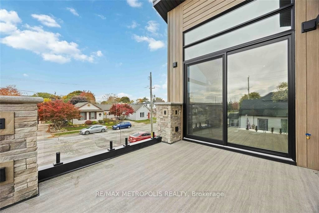 109 St Clair Street, Point Edward, ON, N7V 1N6 - 30