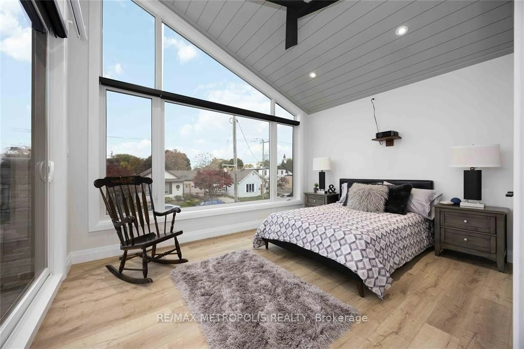 109 St Clair Street, Point Edward, ON, N7V 1N6 - 23