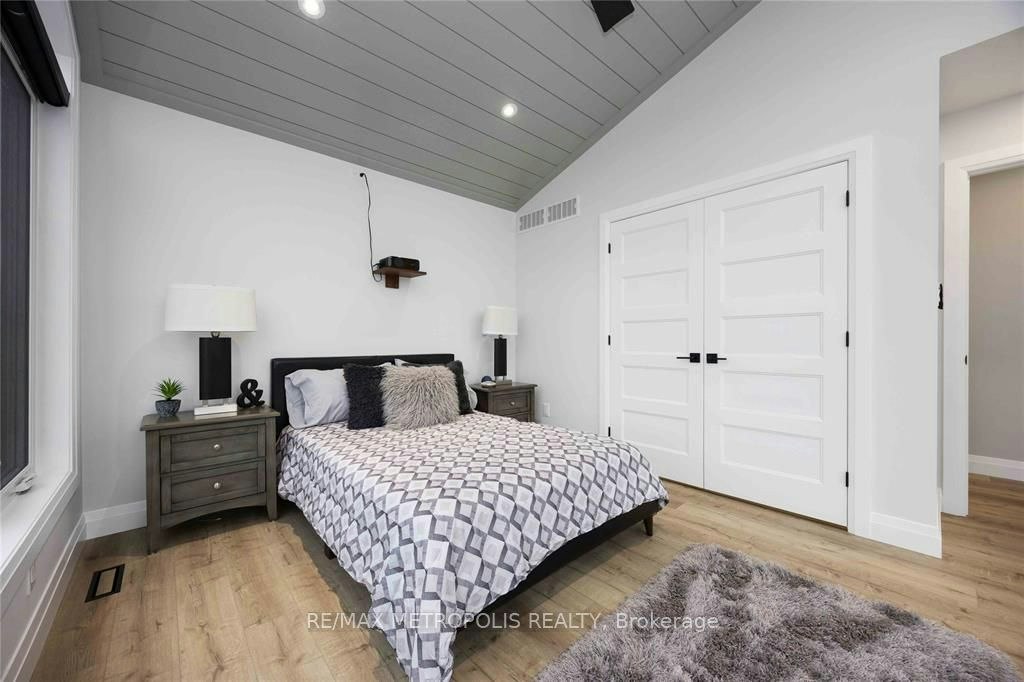 111 St Clair Street, Point Edward, ON, N7V 1N6 - 24