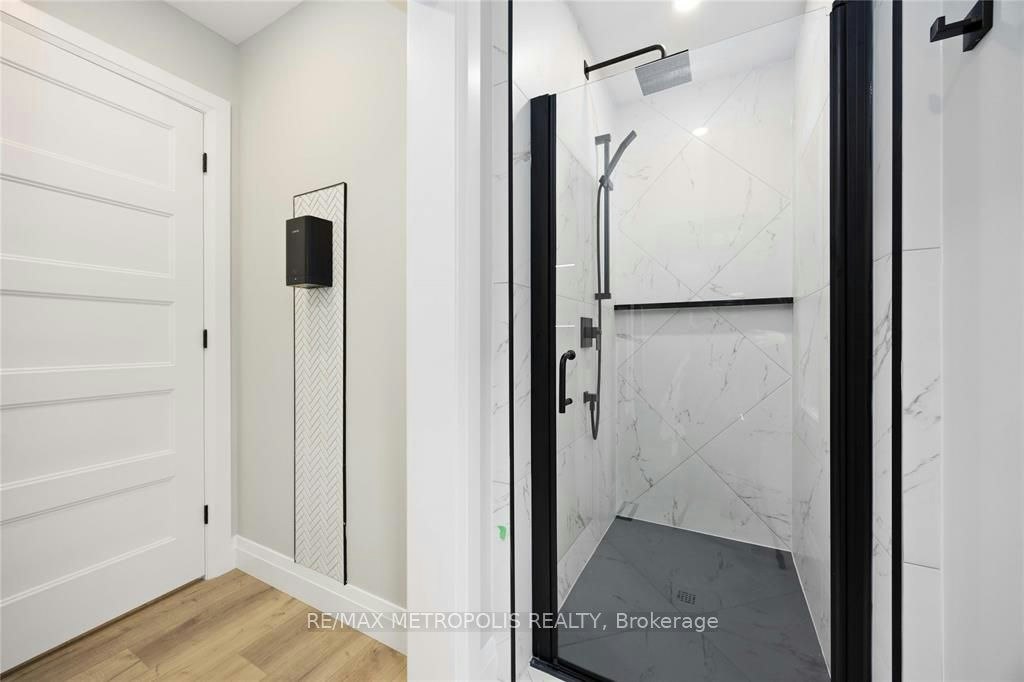 111 St Clair Street, Point Edward, ON, N7V 1N6 - 22