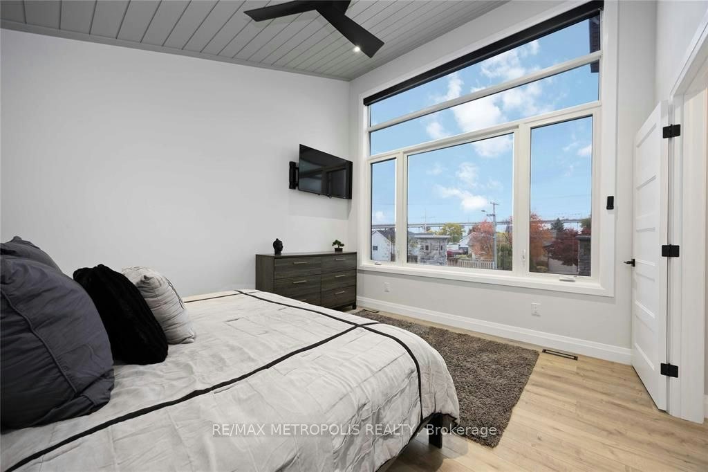 111 St Clair Street, Point Edward, ON, N7V 1N6 - 28
