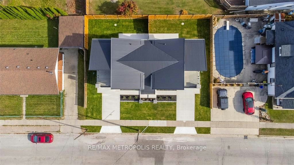 111 St Clair Street, Point Edward, ON, N7V 1N6 - 3