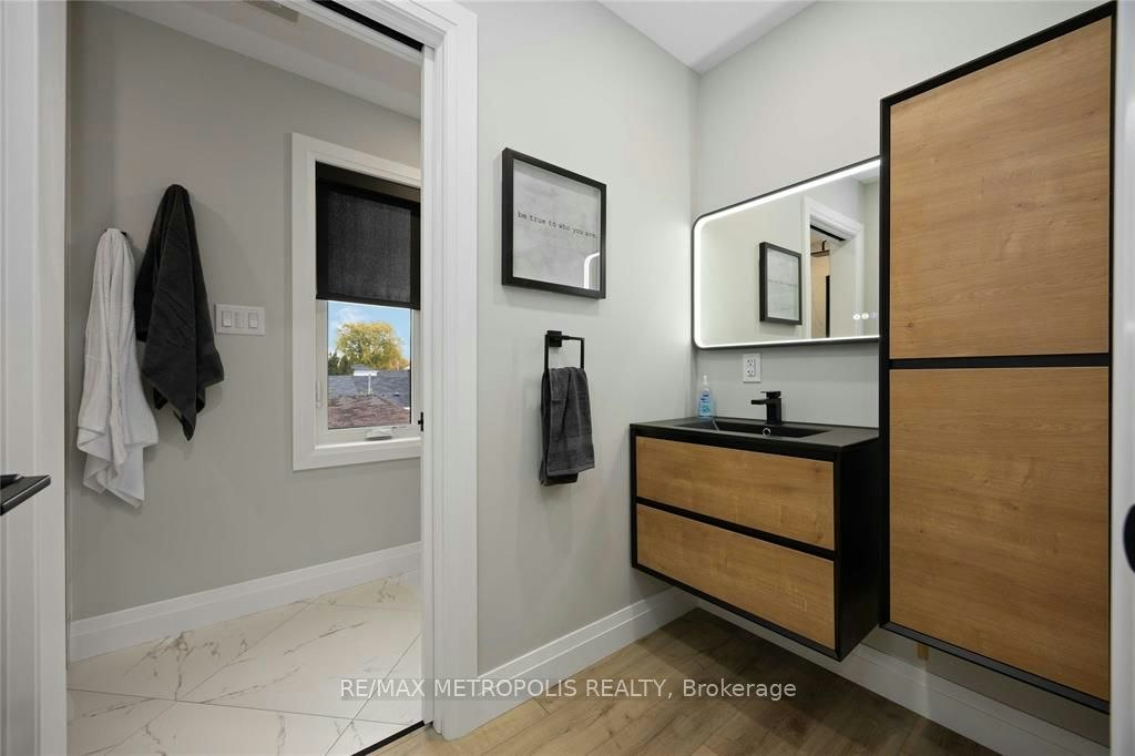 111 St Clair Street, Point Edward, ON, N7V 1N6 - 20