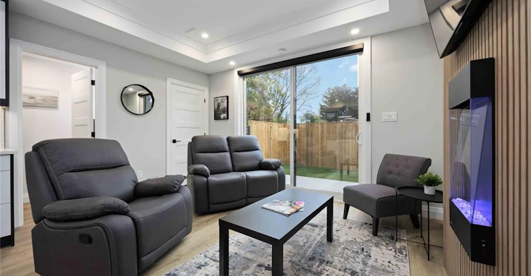 111 St Clair Street, Point Edward, ON, N7V 1N6 - 12