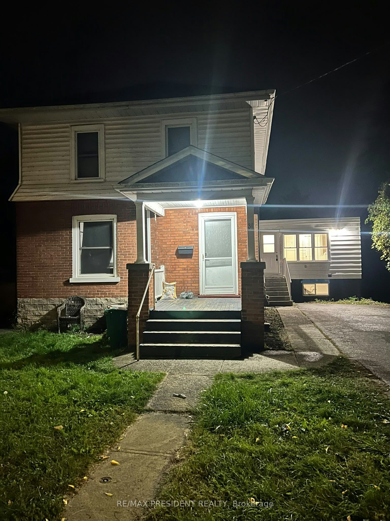 2-31 Burton Street, Belleville, ON, K8P 1E5