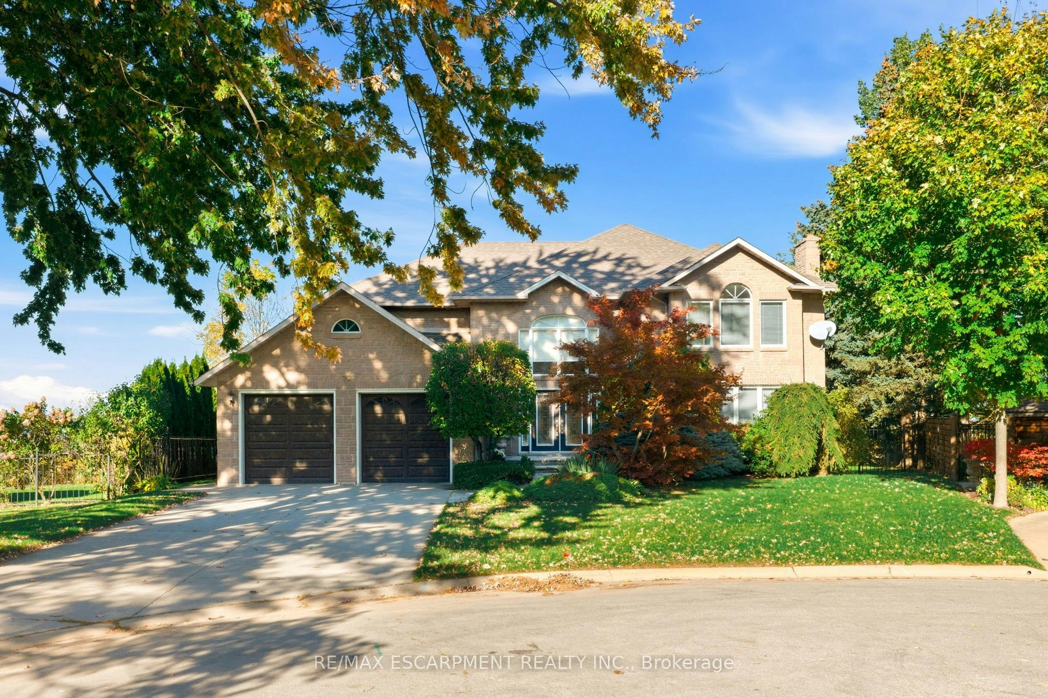 22 Burt Court, Hamilton, ON, L8G 3H4