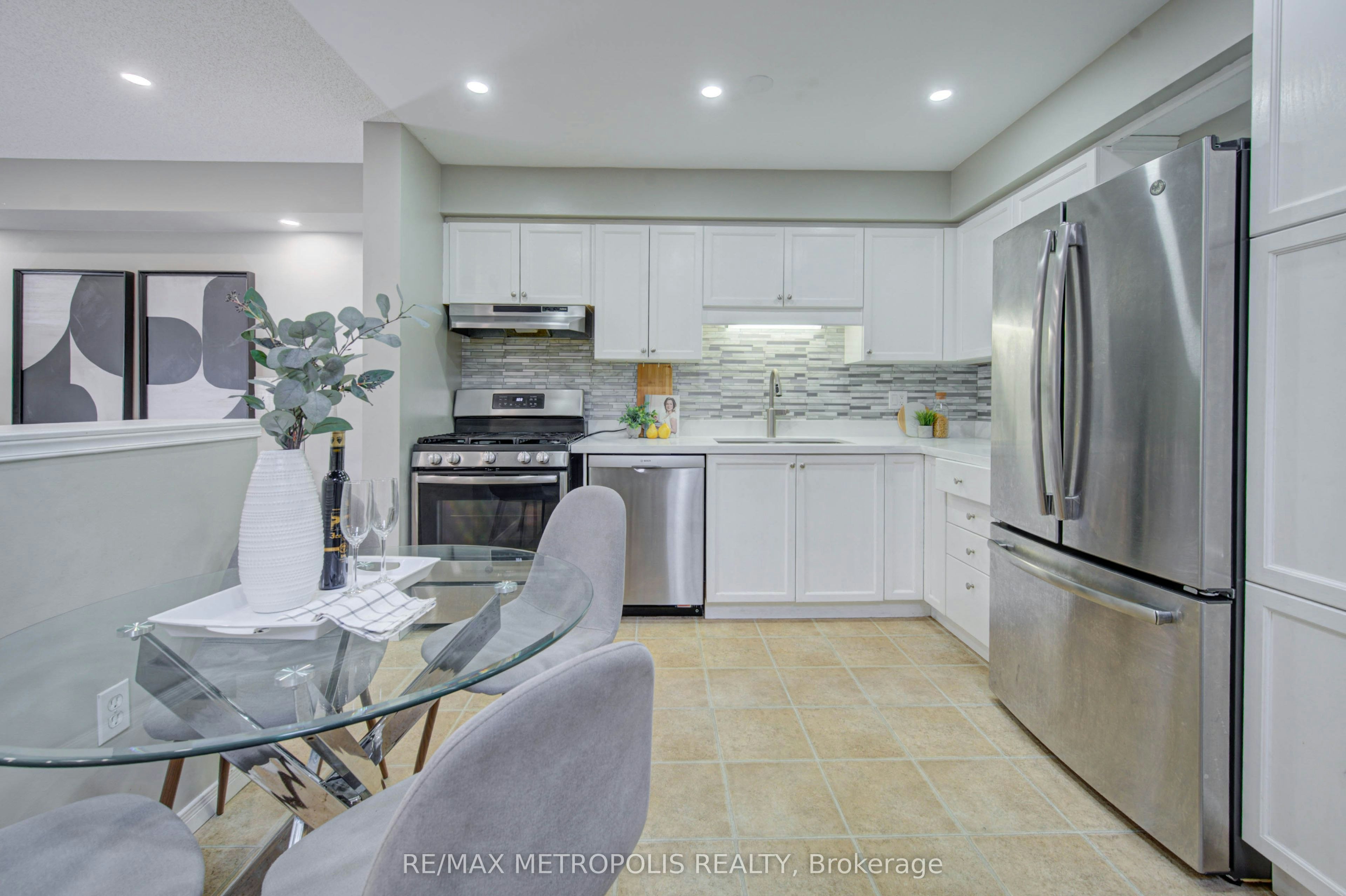 37-124 Gosling Gardens, Guelph, ON, N1G 5K6 - 6