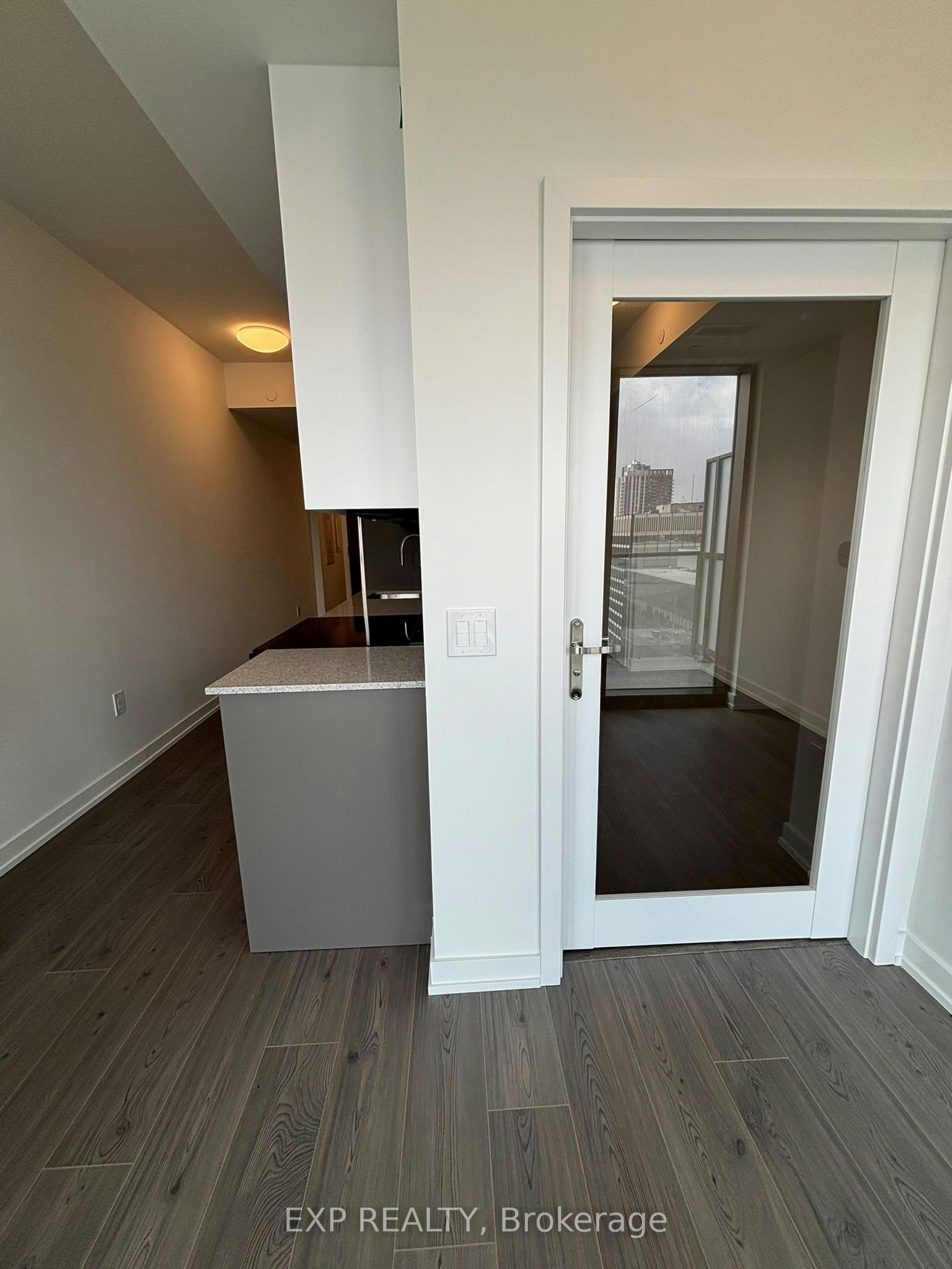 1404-30 Francis Street S, Kitchener, ON, N2G 0H1 - 9