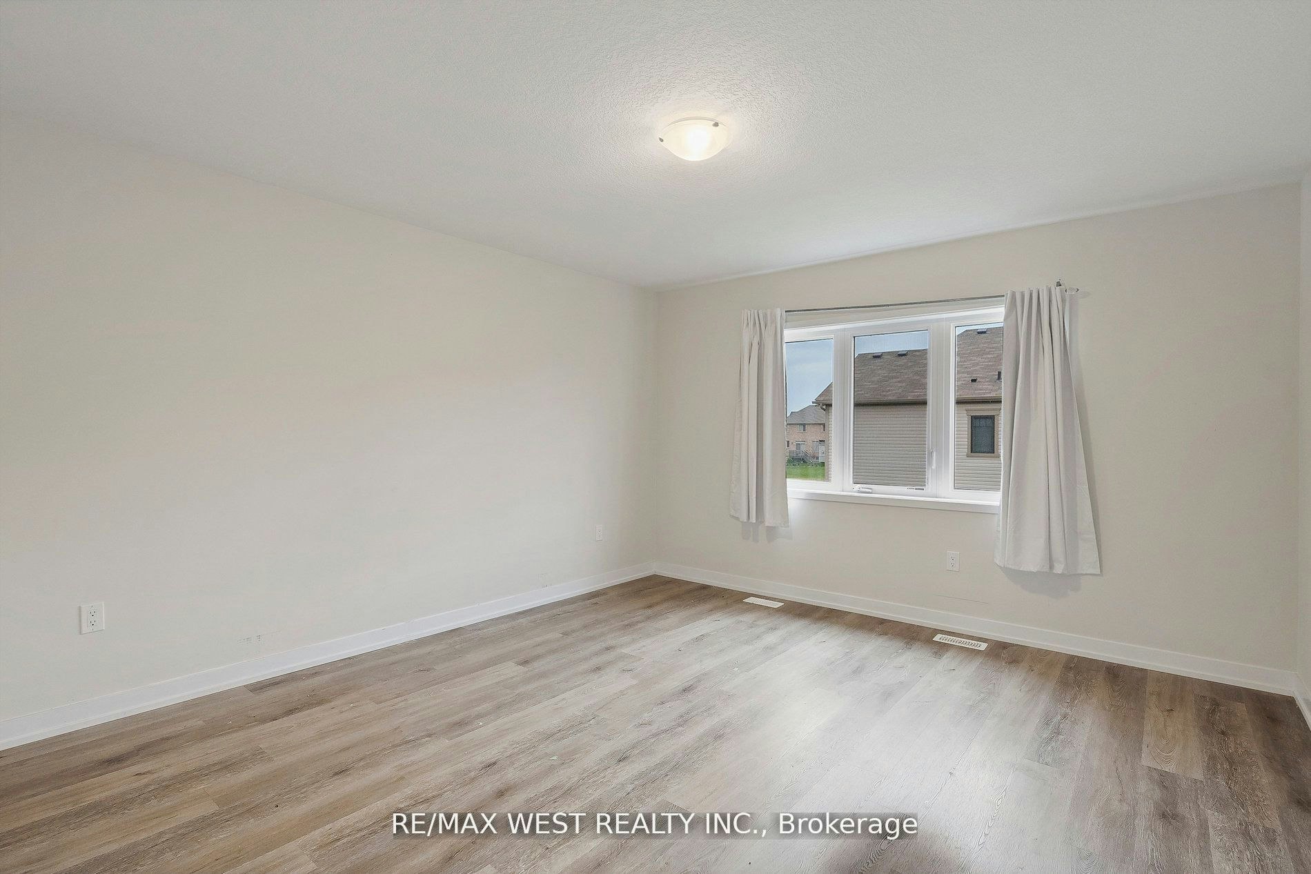 37-7789 Kalar Road, Niagara Falls, ON, L2H 2Y6 - 26