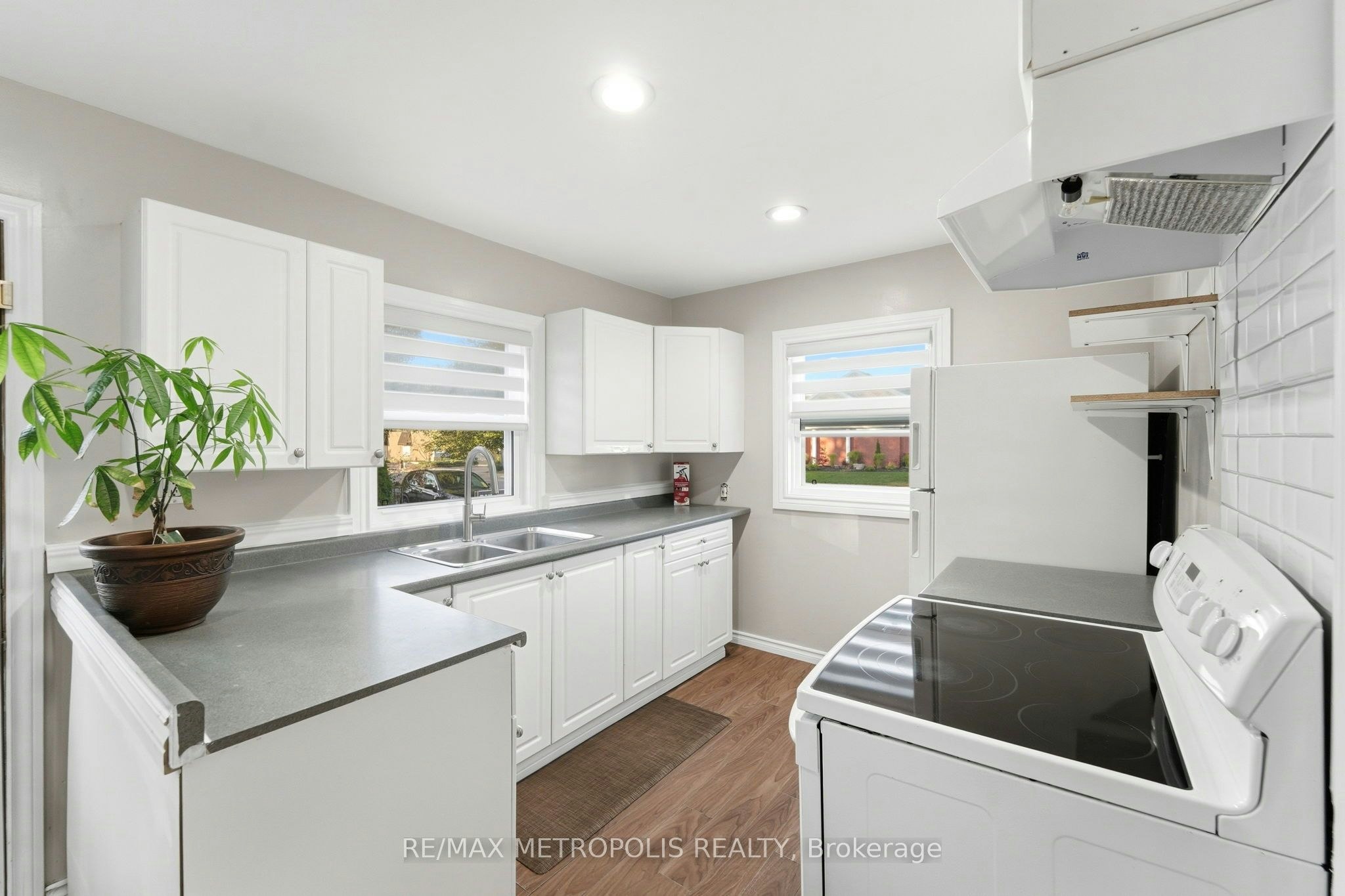 Main Fl-56 Charing Cross Street, Brantford, ON, N3R 2H3 - 3