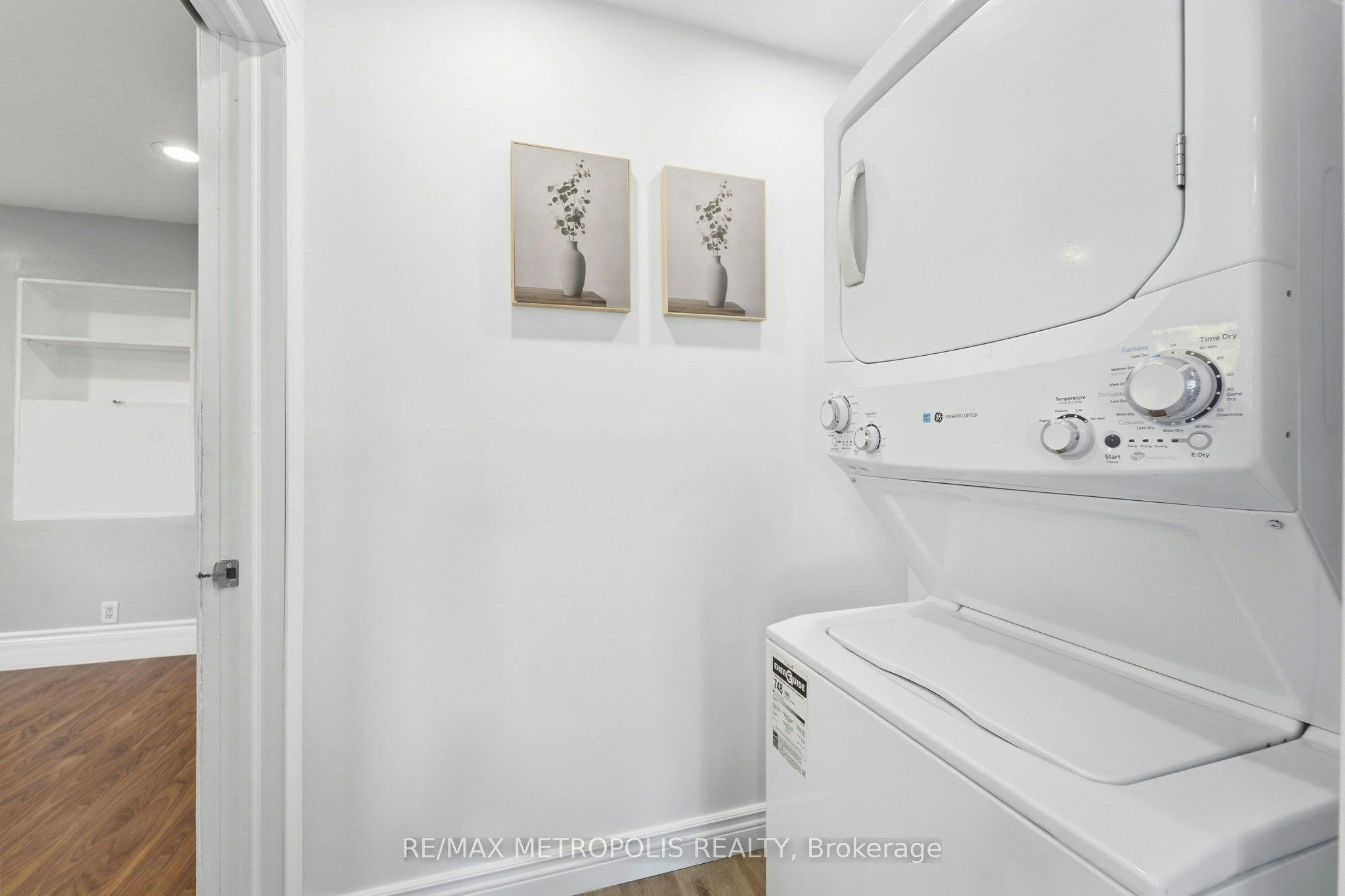 Main Fl-56 Charing Cross Street, Brantford, ON, N3R 2H3 - 16