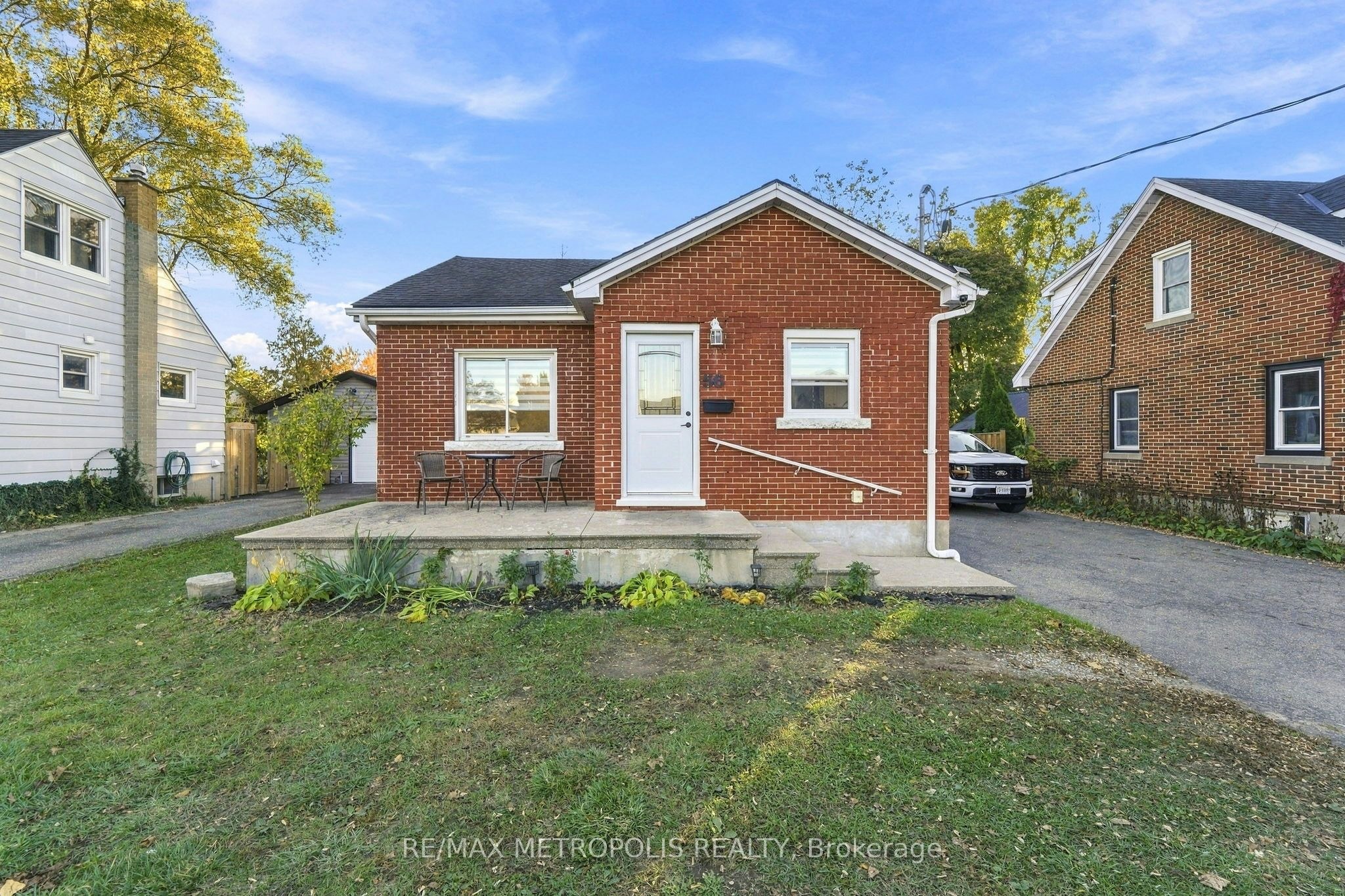 Main Fl-56 Charing Cross Street, Brantford, ON, N3R 2H3 - 28