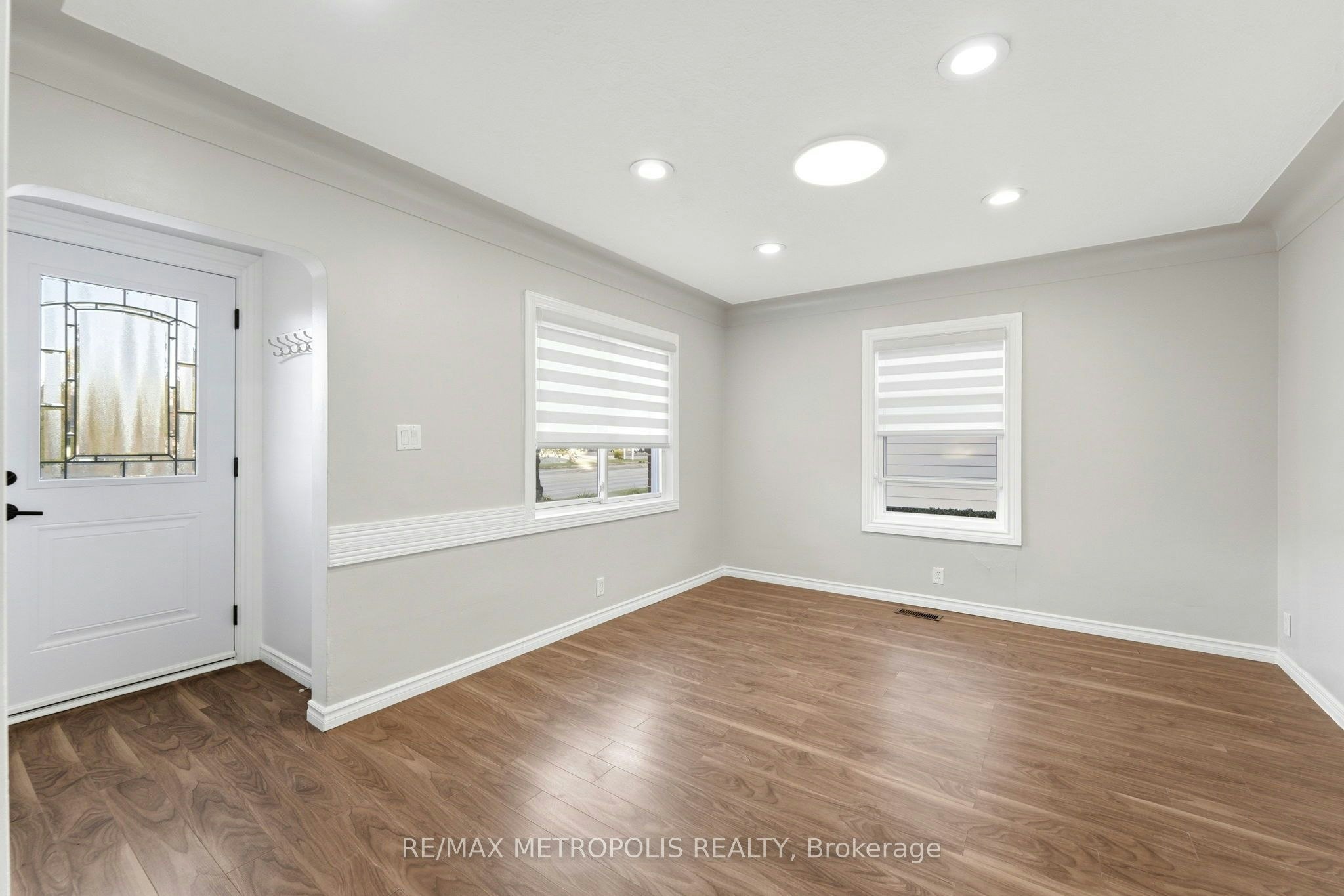 Main Fl-56 Charing Cross Street, Brantford, ON, N3R 2H3 - 2