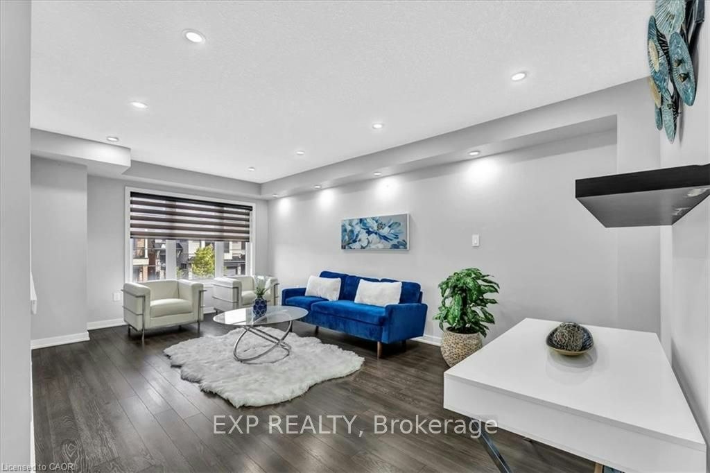 94 Crafter Crescent, Hamilton, ON, L8J 2V5 - 3