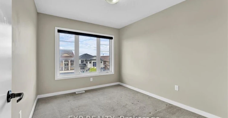 94 Crafter Crescent, Hamilton, ON, L8J 2V5 - 13