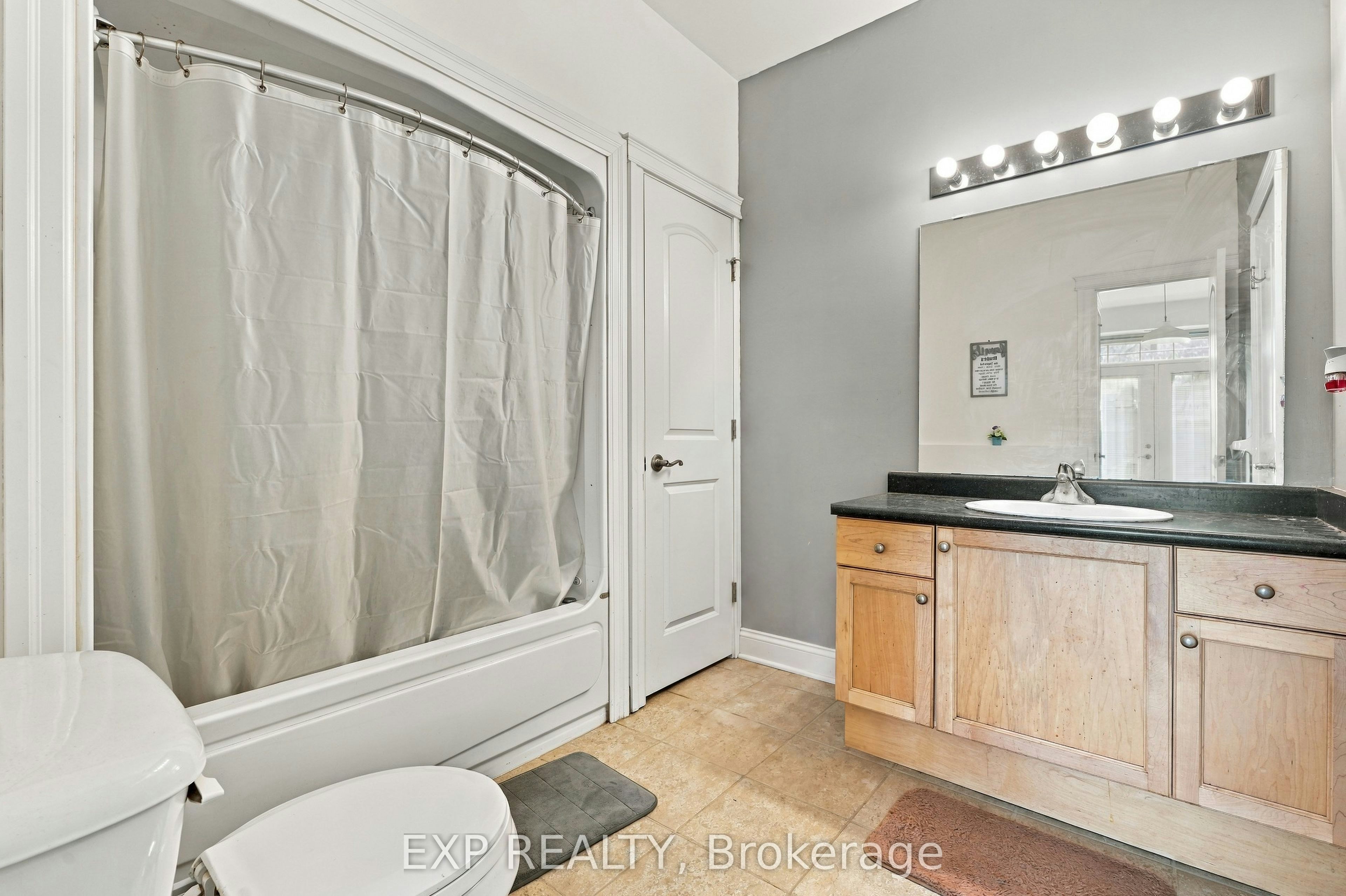 106-555 King Street E, Kitchener, ON, N2G 2L9 - 11