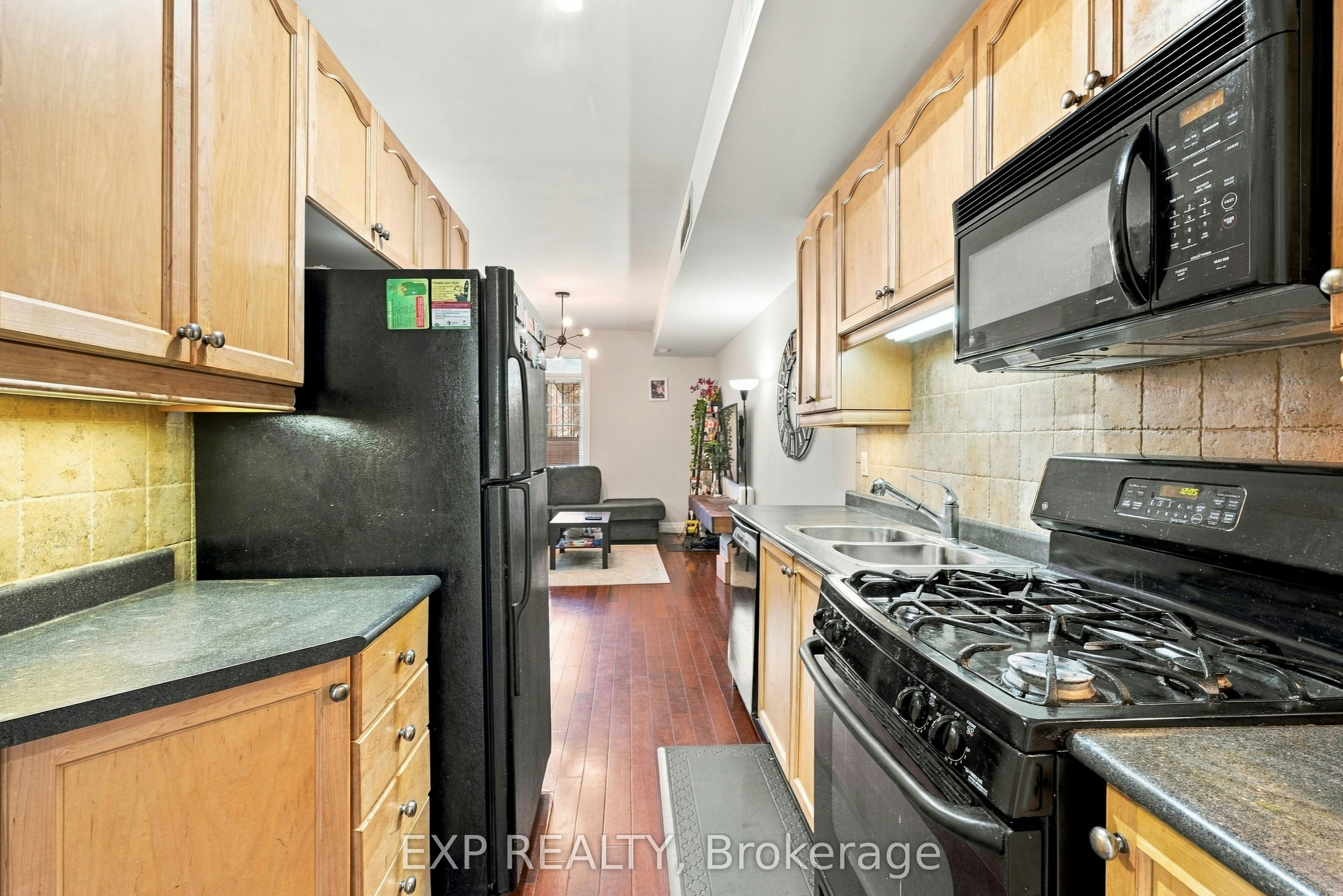 106-555 King Street E, Kitchener, ON, N2G 2L9 - 8