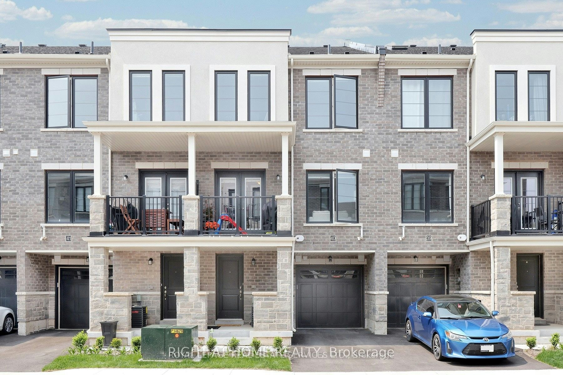 40-383 Dundas Street E, Hamilton, ON, L0R 2H3