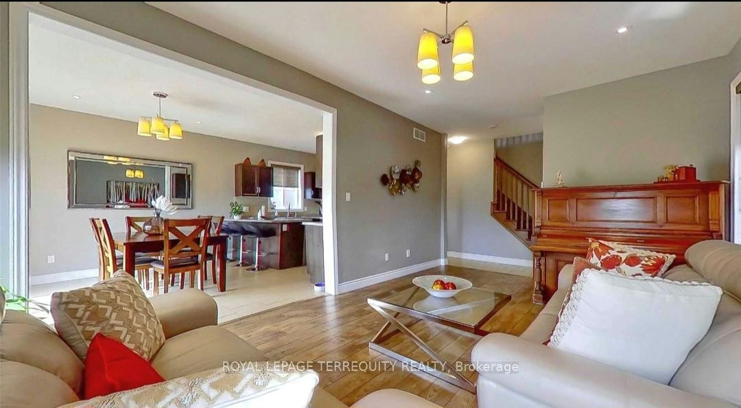 405 Westcroft Drive, Waterloo, ON, N2T 2Z8 - 5