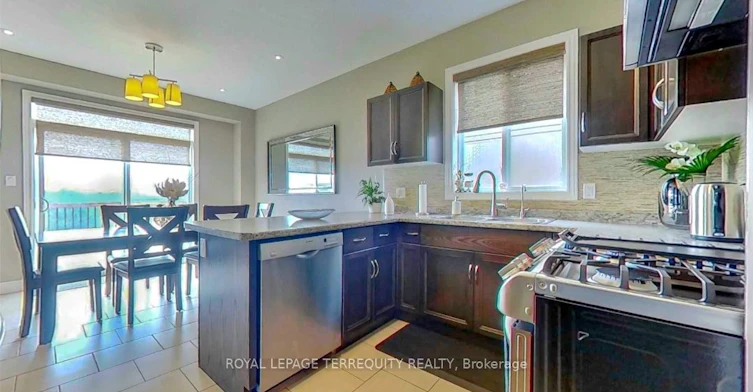 405 Westcroft Drive, Waterloo, ON, N2T 2Z8 - 8