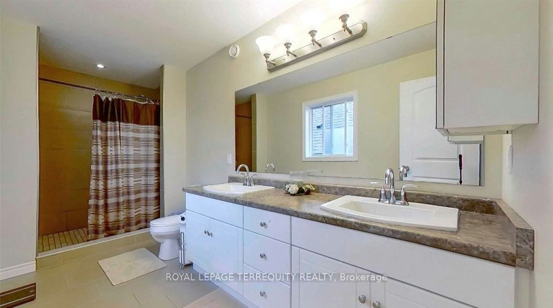 405 Westcroft Drive, Waterloo, ON, N2T 2Z8 - 12