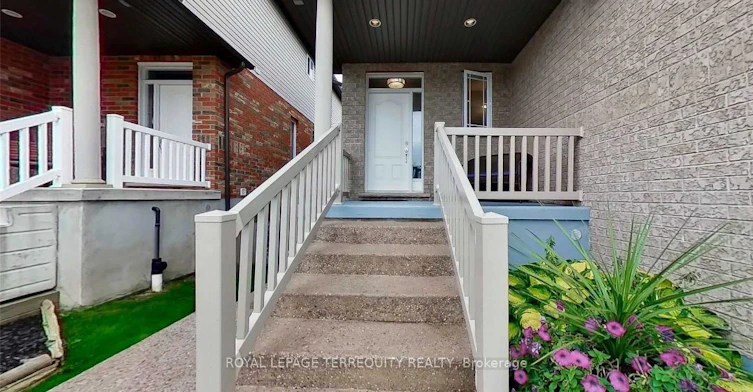 405 Westcroft Drive, Waterloo, ON, N2T 2Z8 - 2