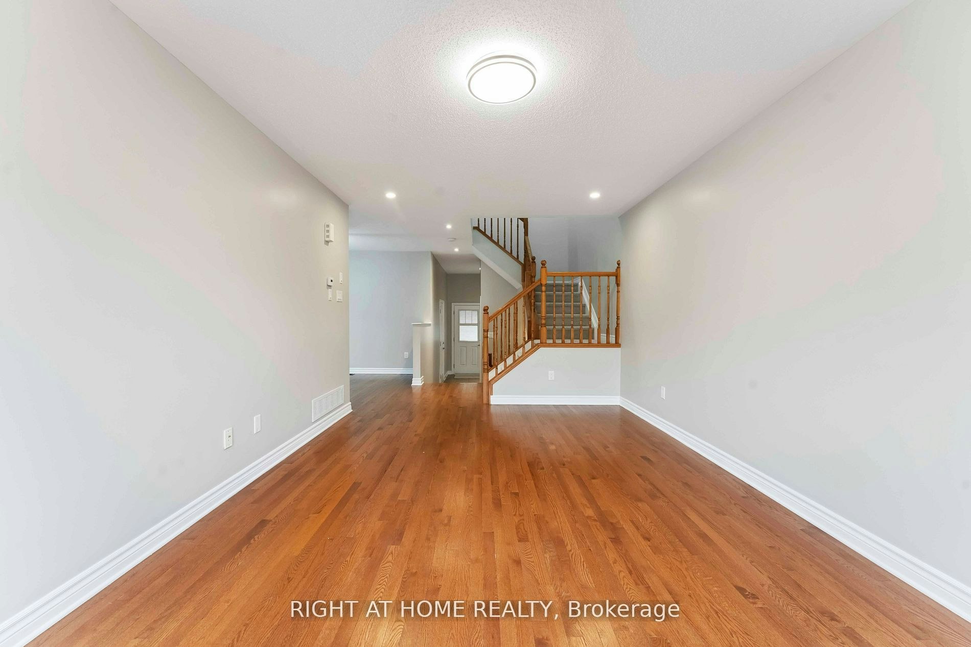195 Mancini Way, Ottawa, ON, K2J 5X4 - 4