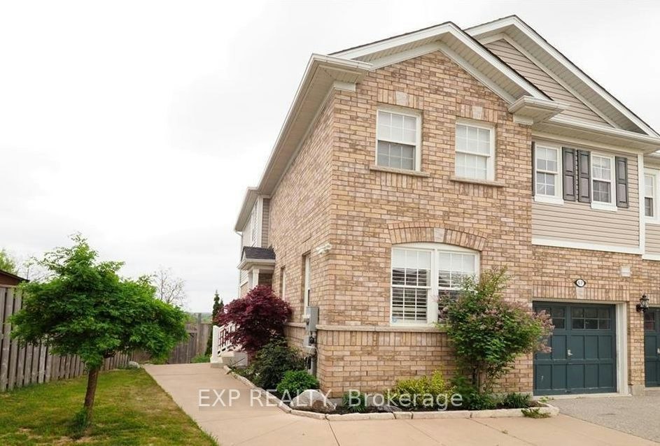 67 Bloomington Drive, Cambridge, ON, N1P 1J5 - 2