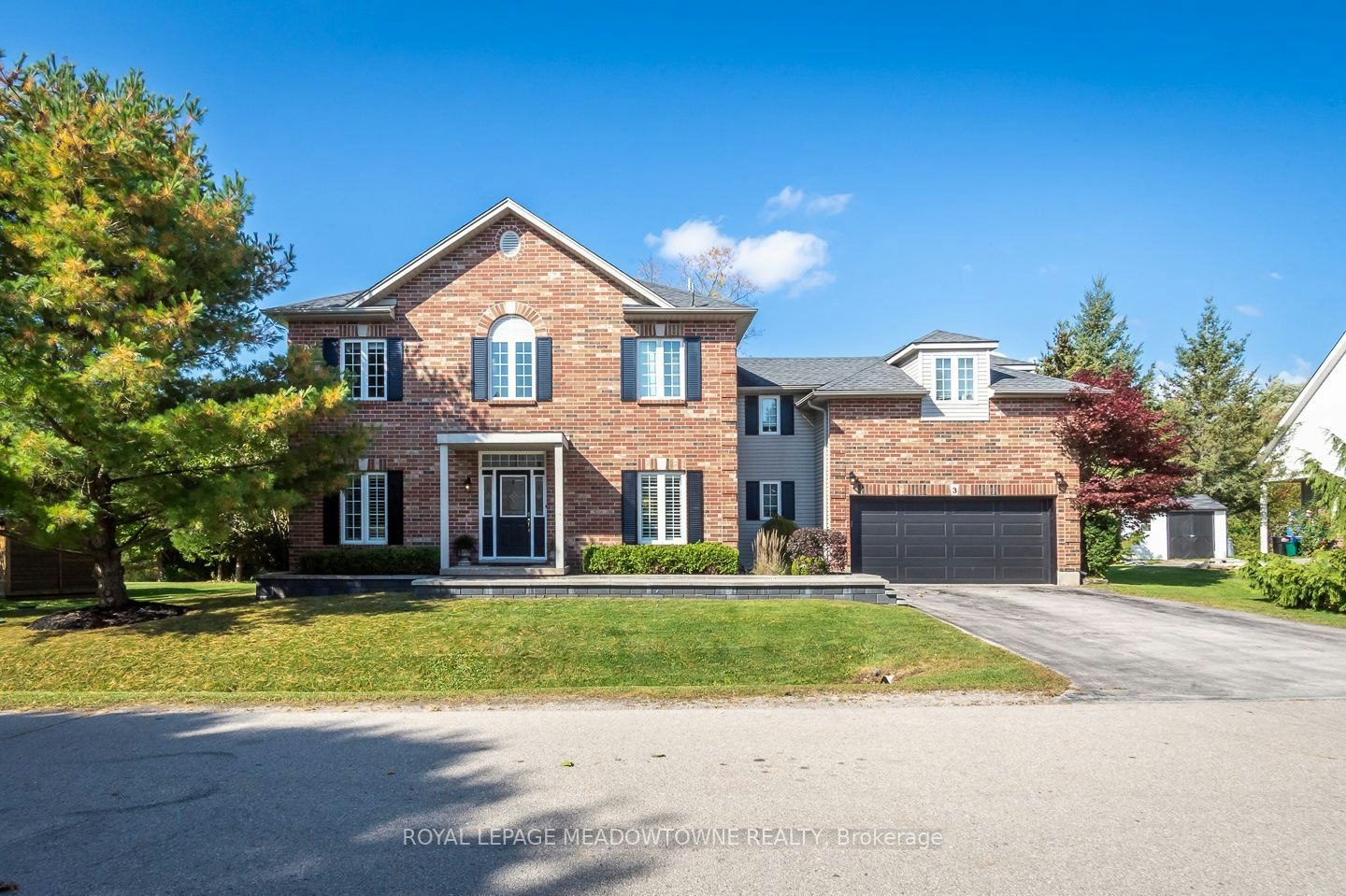 3 Valley Ridge Lane, Hamilton, ON, L8N 2Z7