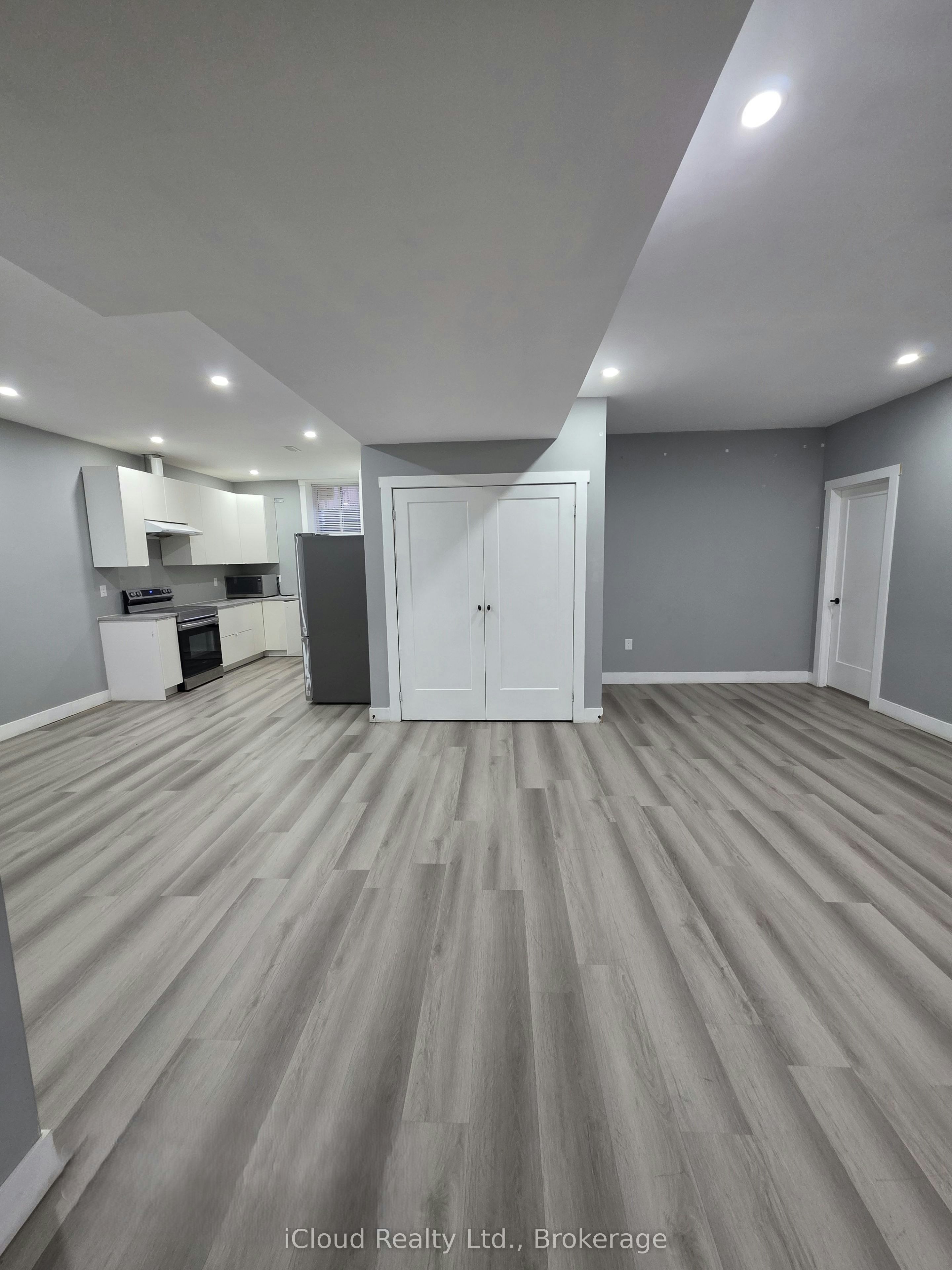 646 West 5th Street, Hamilton, ON, L9C 3R2 - 3