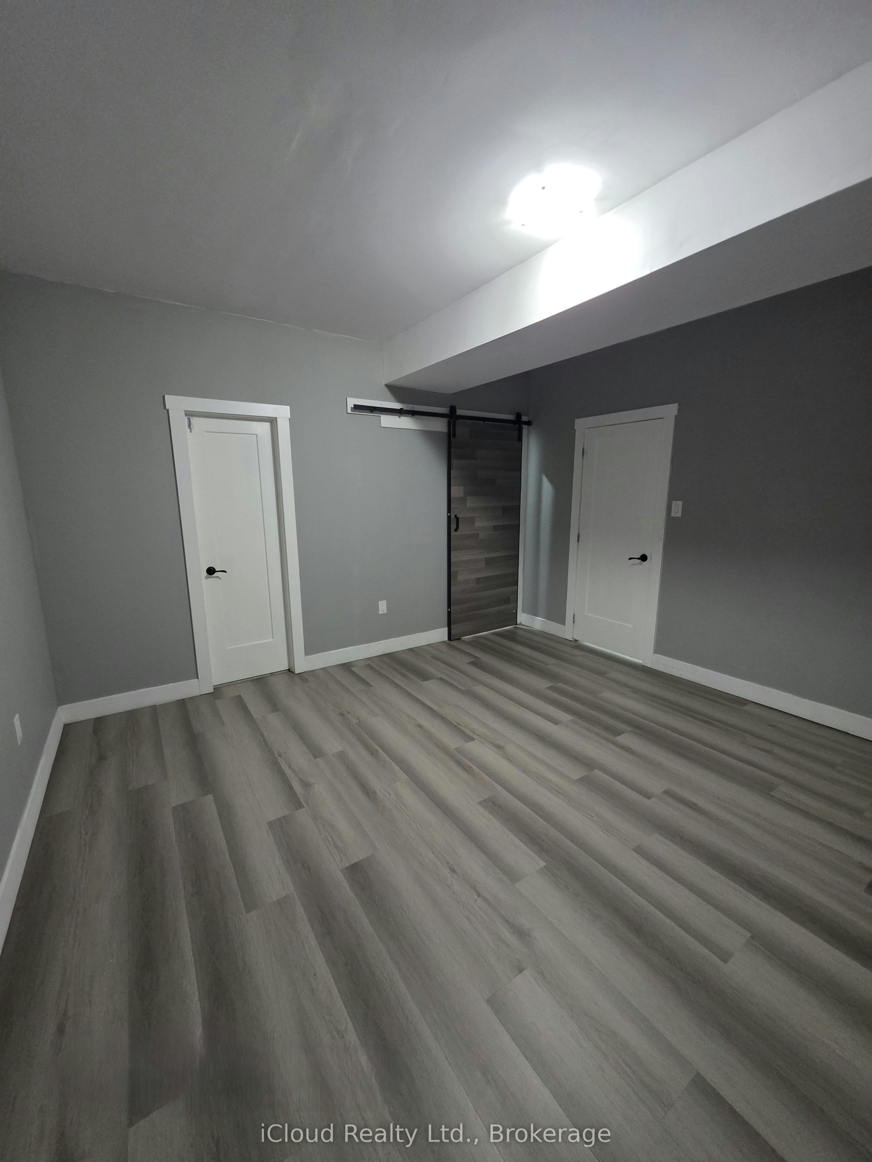 646 West 5th Street, Hamilton, ON, L9C 3R2 - 8