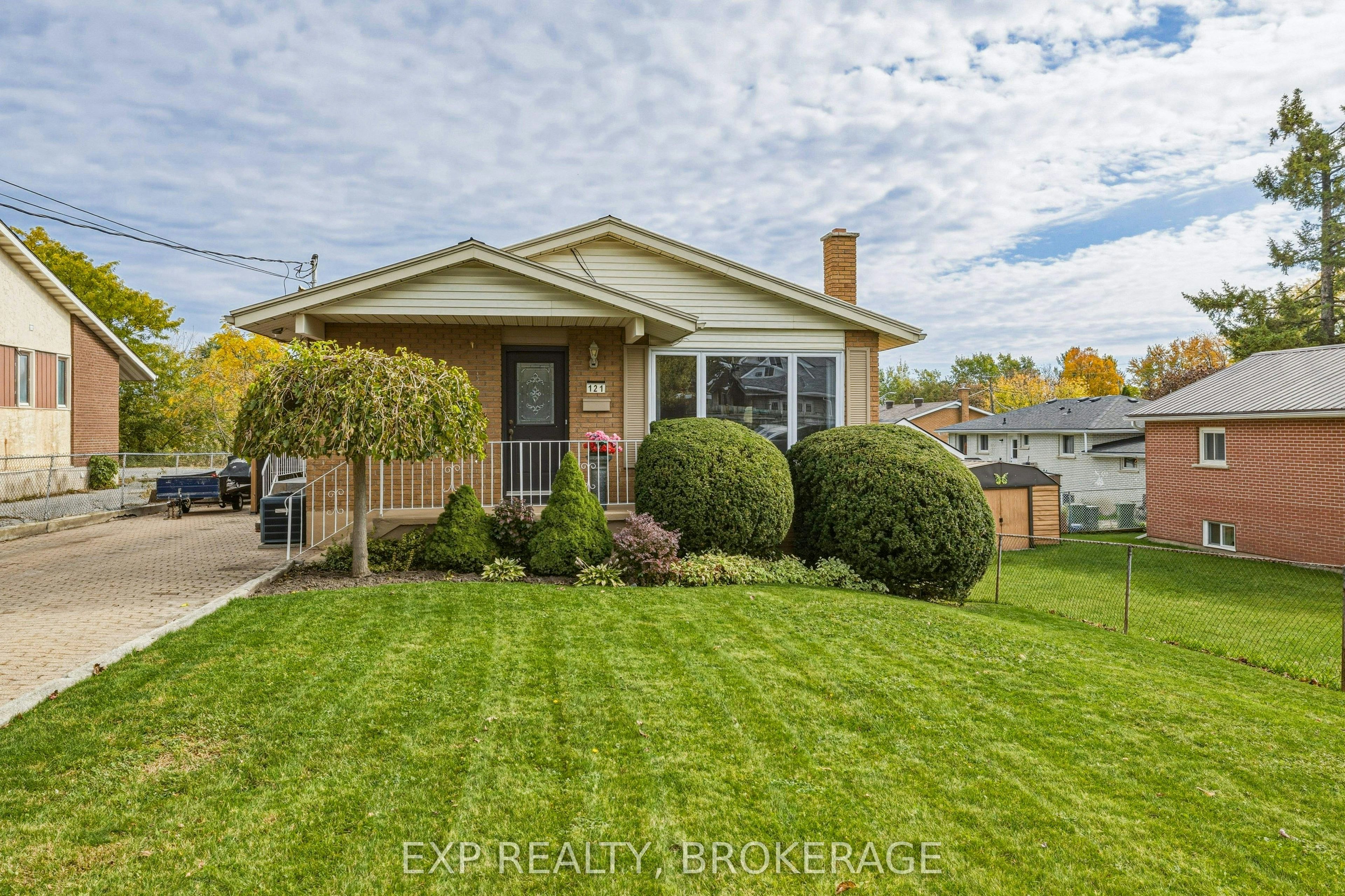 121 Butler Street E, Kingston, ON, K7K 5A5