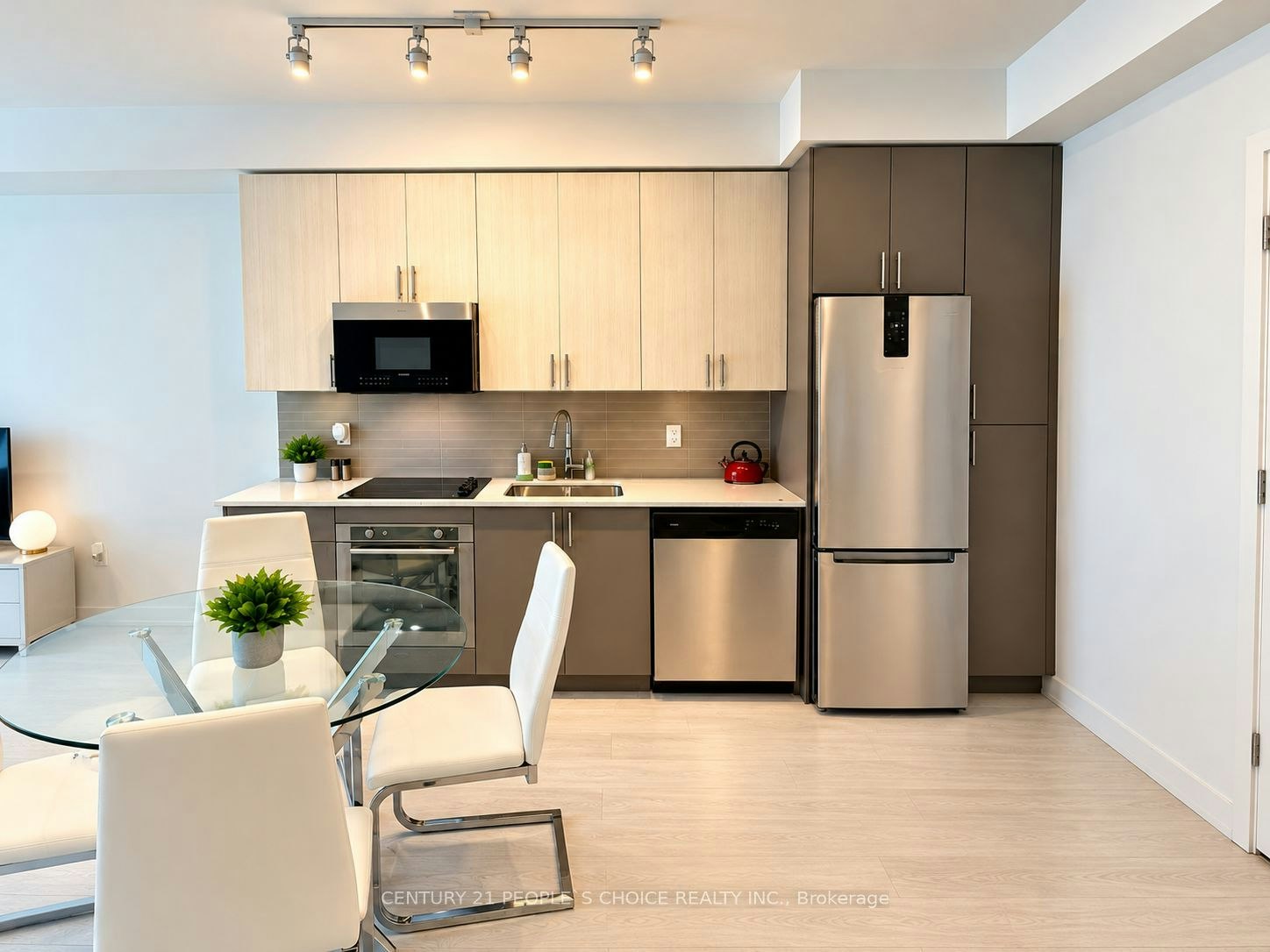 302-415 Main Street W, Hamilton, ON, L8P 0C9 - 7