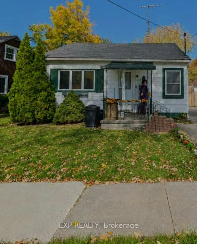 221 Henrietta Street N, Fort Erie, ON, L2A 2K6