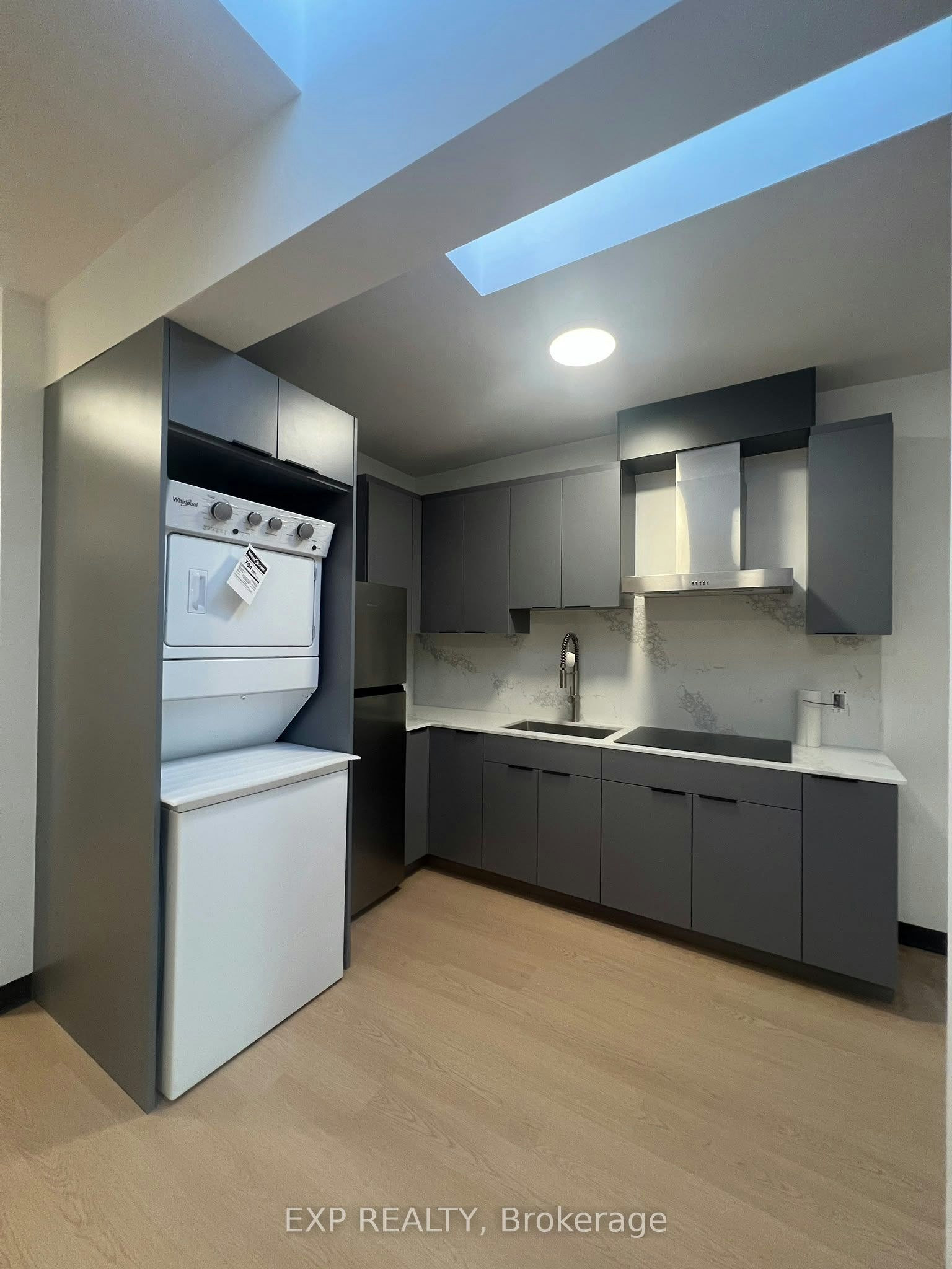 5-268 Ottawa Street N, Hamilton, ON, L8H 3Z9 - 4