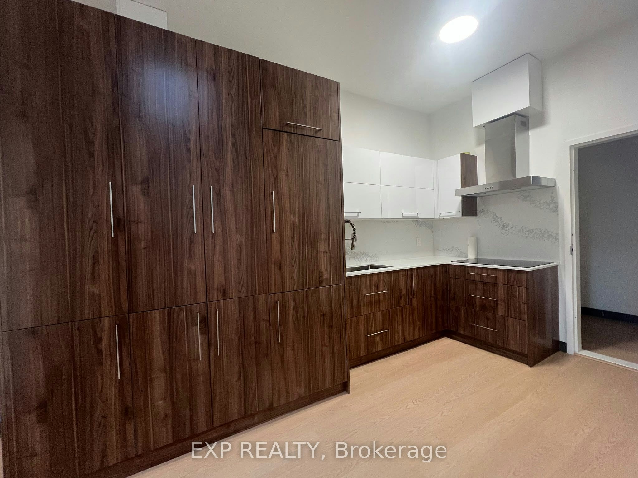 2-268 Ottawa Street N, Hamilton, ON, L8H 3Z9 - 2