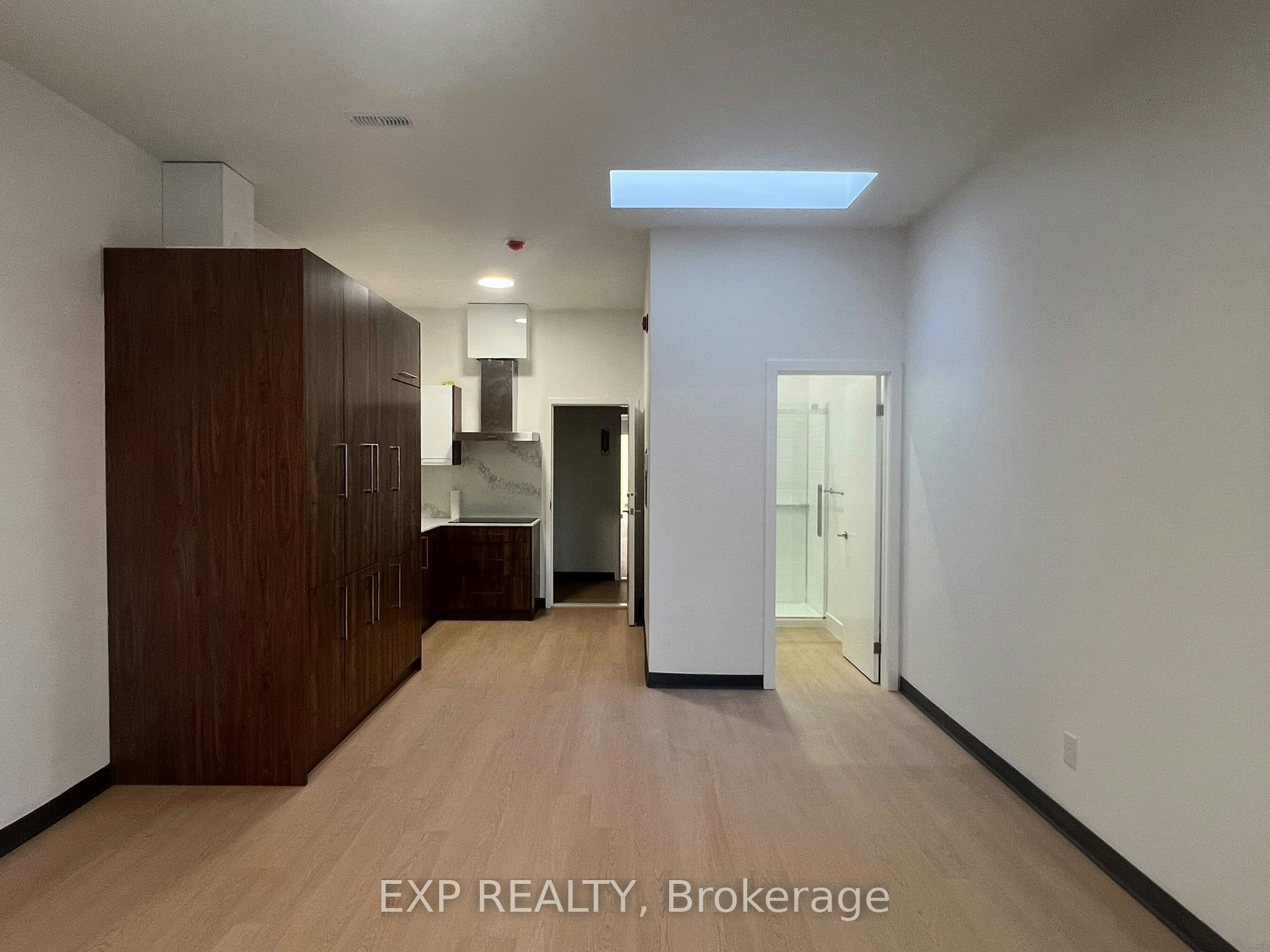 2-268 Ottawa Street N, Hamilton, ON, L8H 3Z9