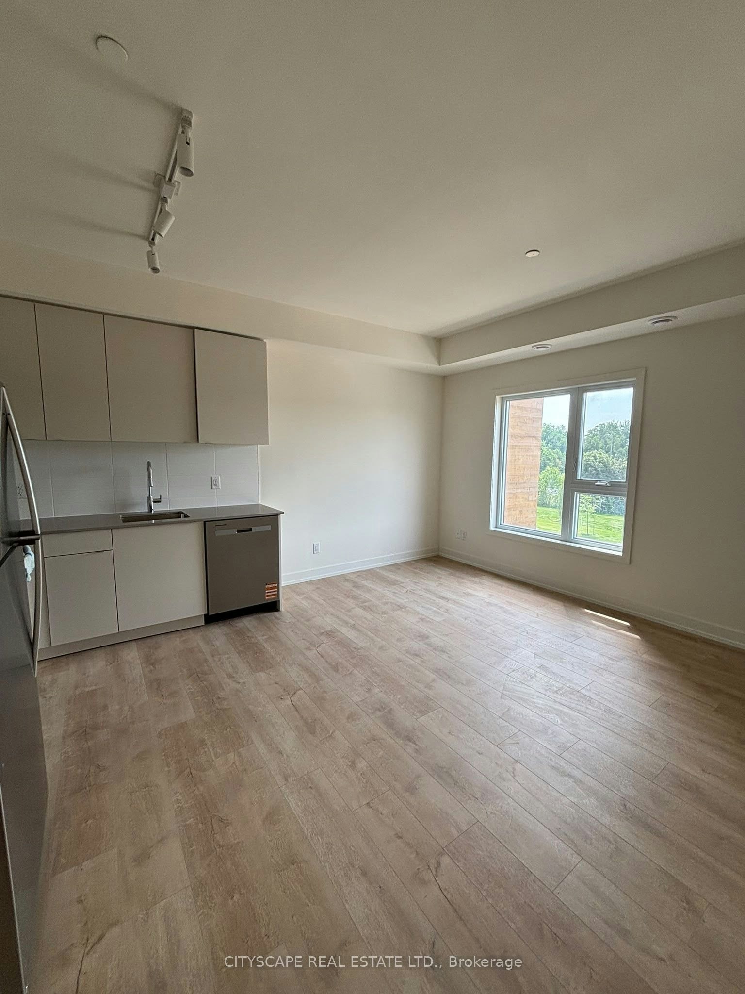 304A-16 Melbourne Avenue, St. Catharines, ON, L2P 3J8 - 7