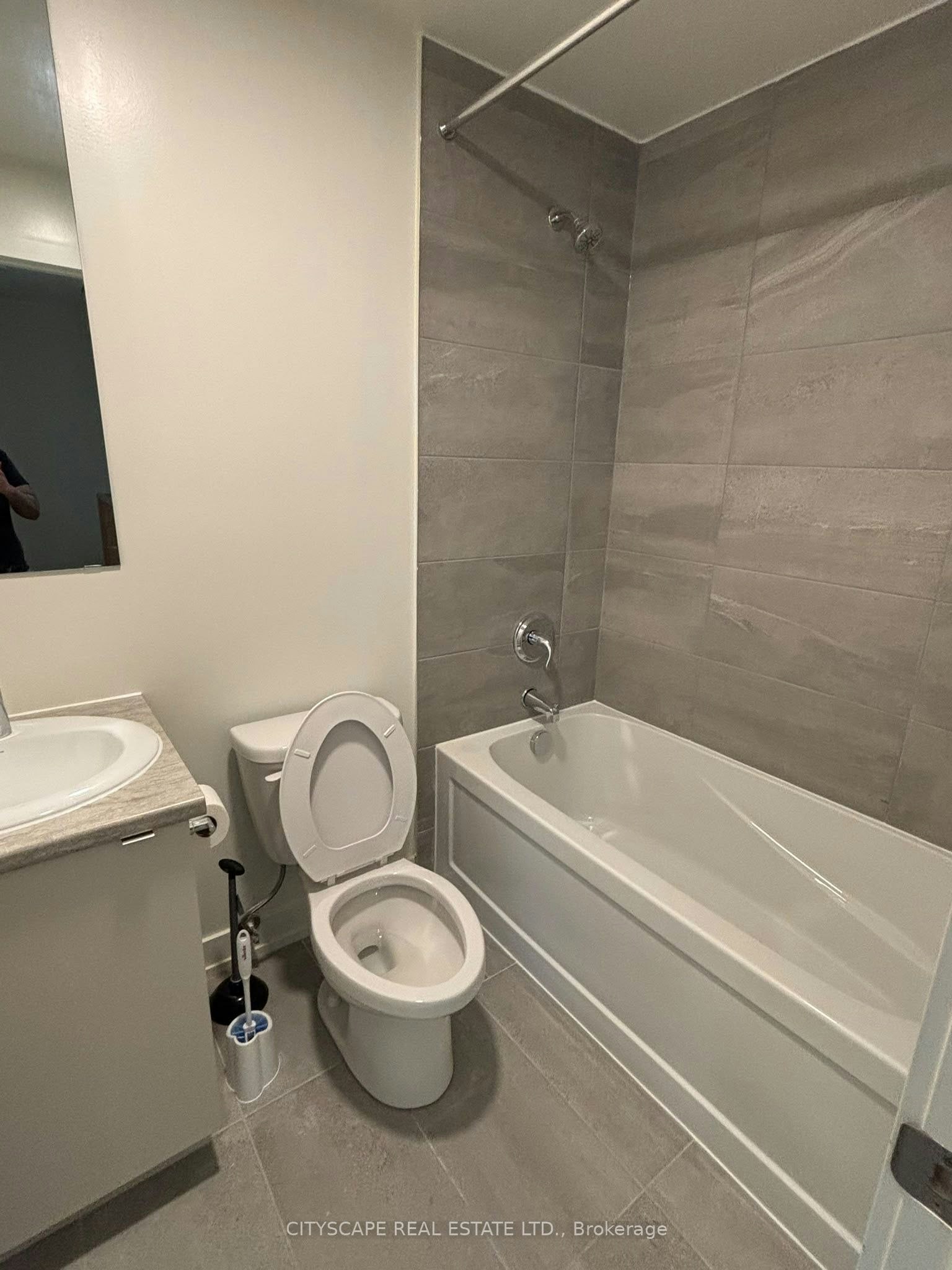 304A-16 Melbourne Avenue, St. Catharines, ON, L2P 3J8 - 9