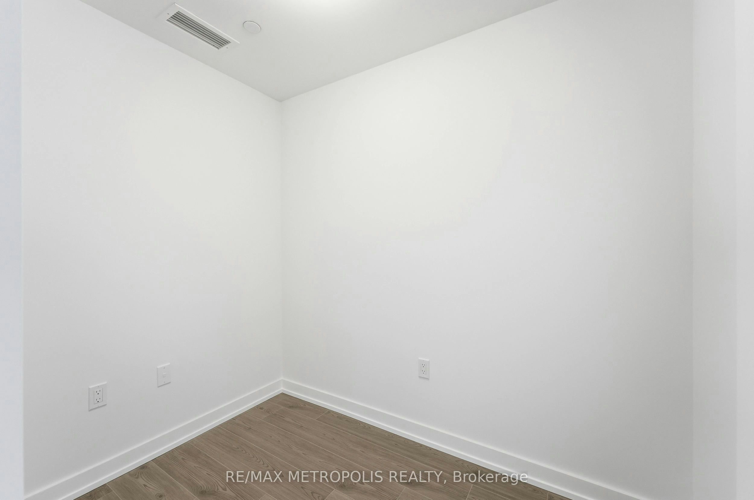 2107-30 Francis Street S, Kitchener, ON, N2G 1H7 - 5