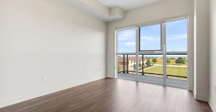 319-550 North Service Road, Grimsby, ON, L3M 4E8 - 18