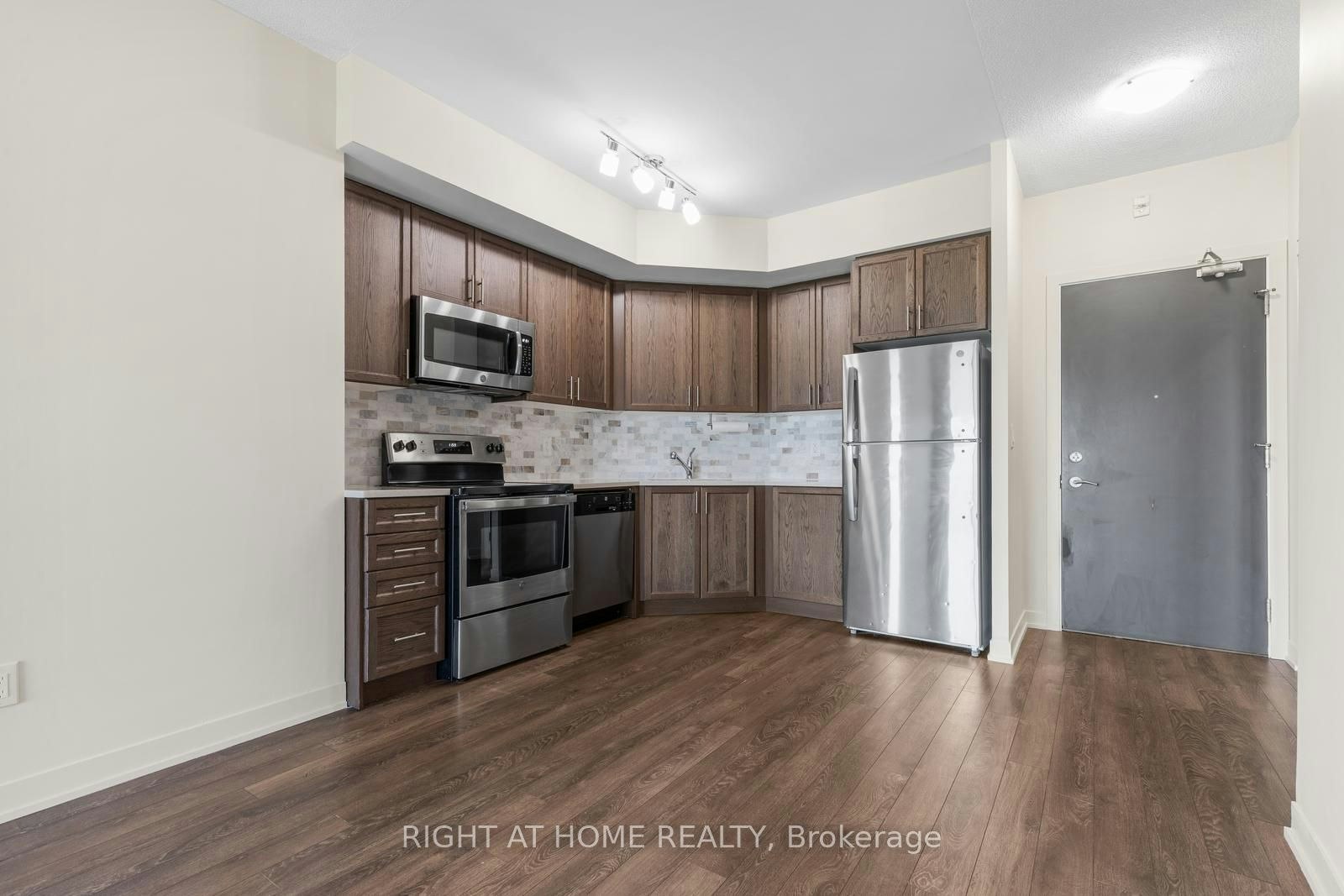 319-550 North Service Road, Grimsby, ON, L3M 4E8 - 6