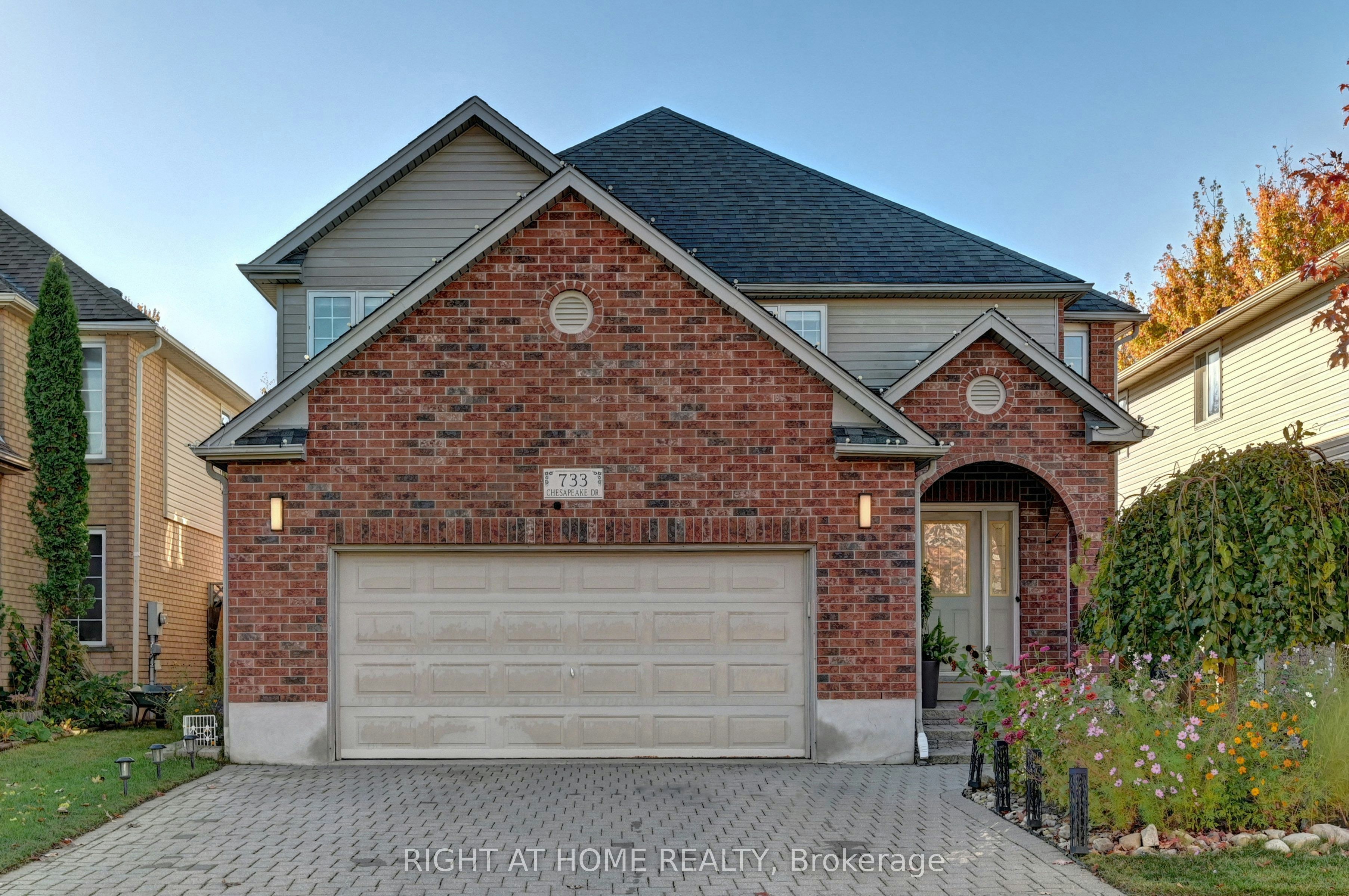 733 Chesapeake Drive, Waterloo, ON, N2K 4G3