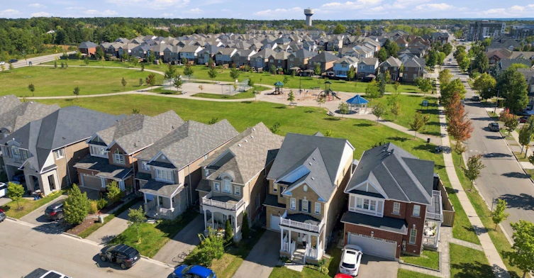 8 Celano Drive, Hamilton, ON, L8B 1V3 - 33