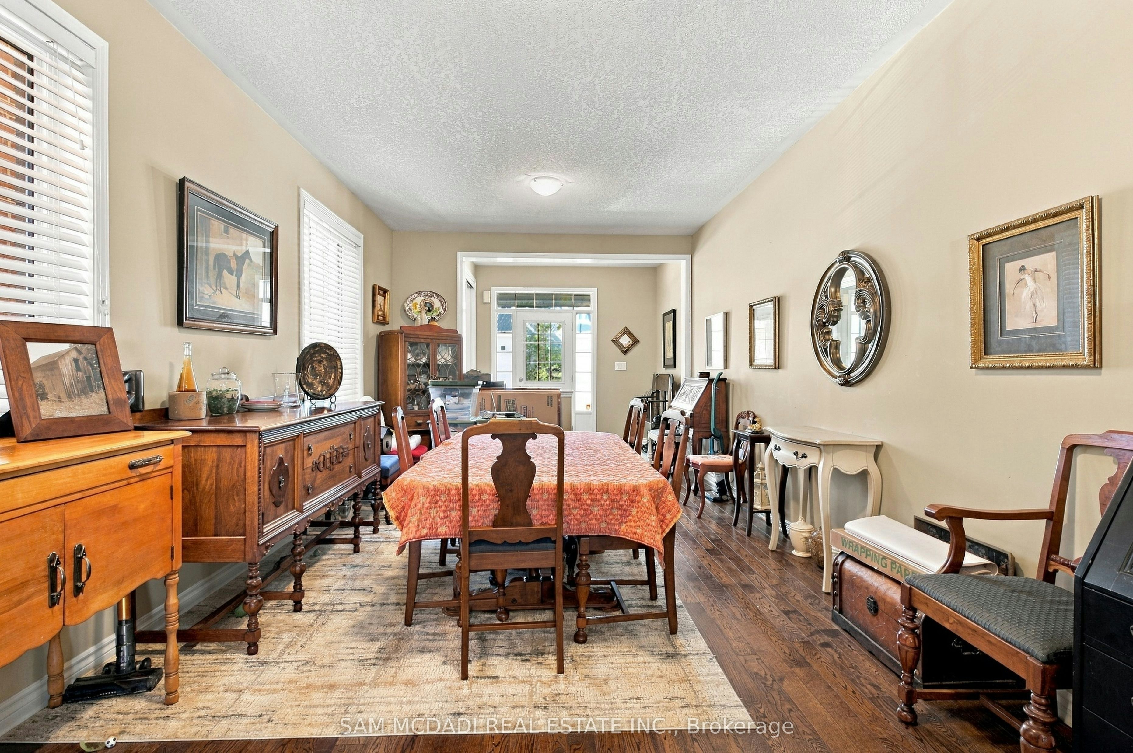 8 Celano Drive, Hamilton, ON, L8B 1V3 - 6