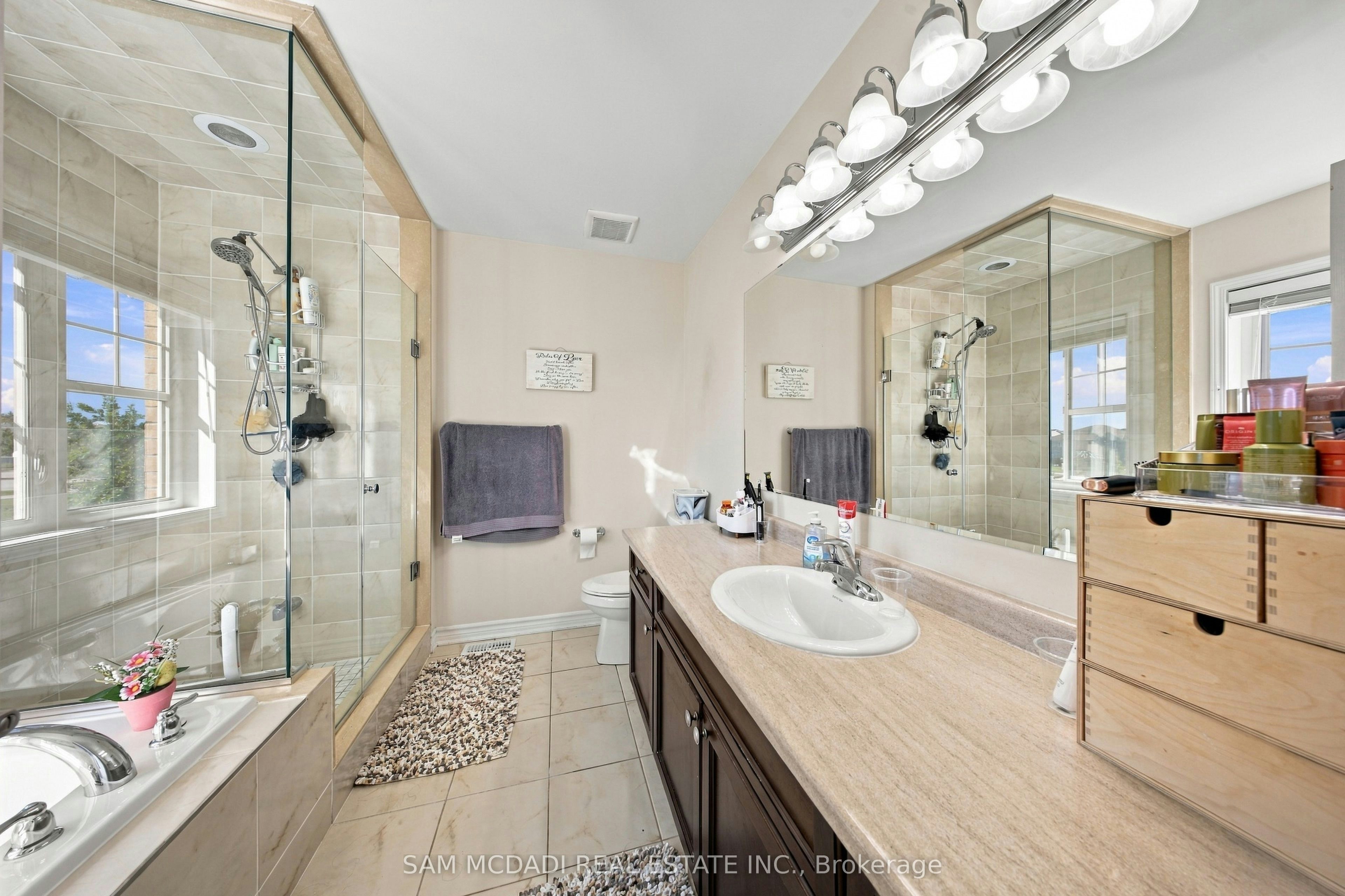 8 Celano Drive, Hamilton, ON, L8B 1V3 - 19