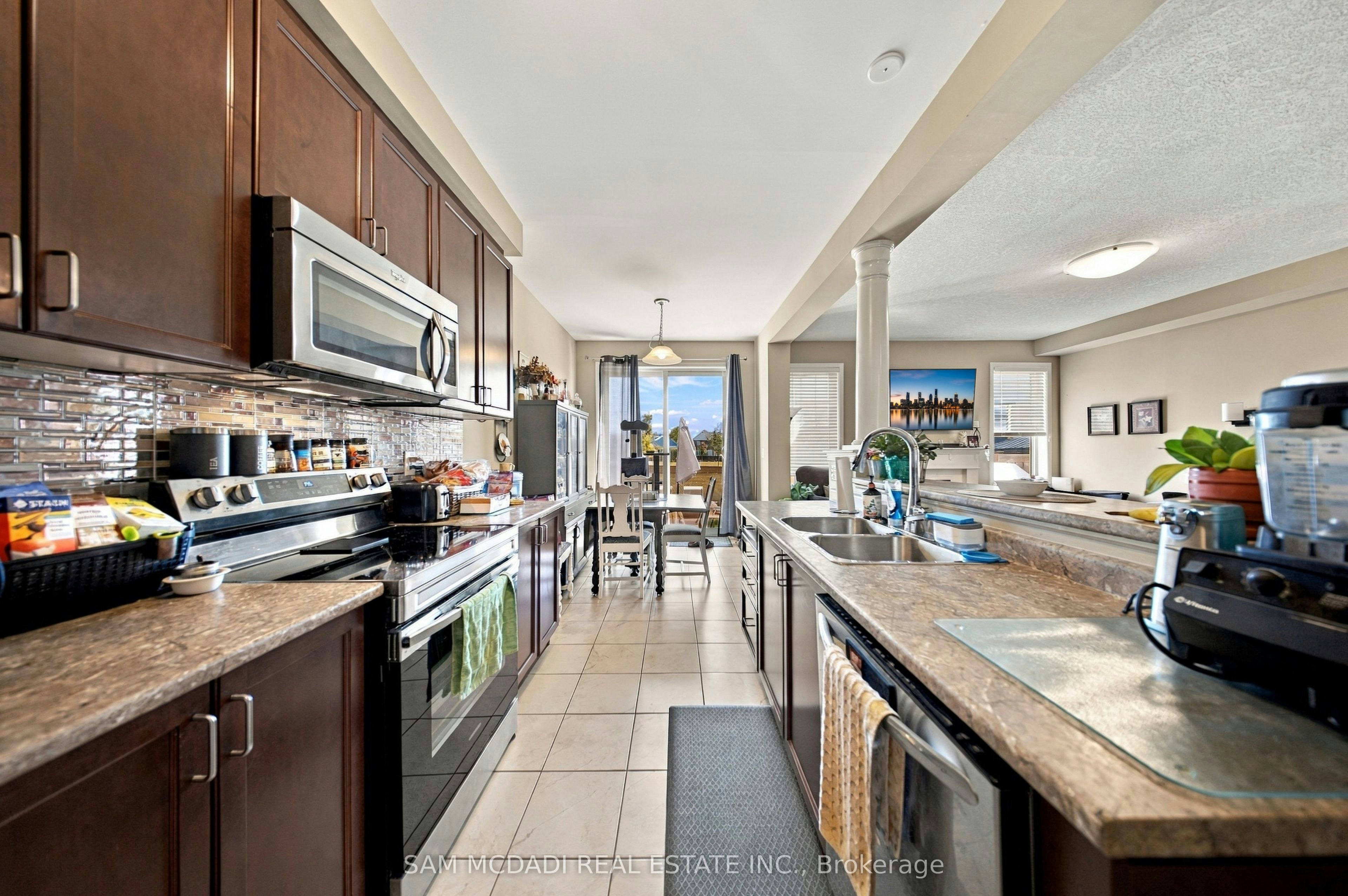 8 Celano Drive, Hamilton, ON, L8B 1V3 - 11