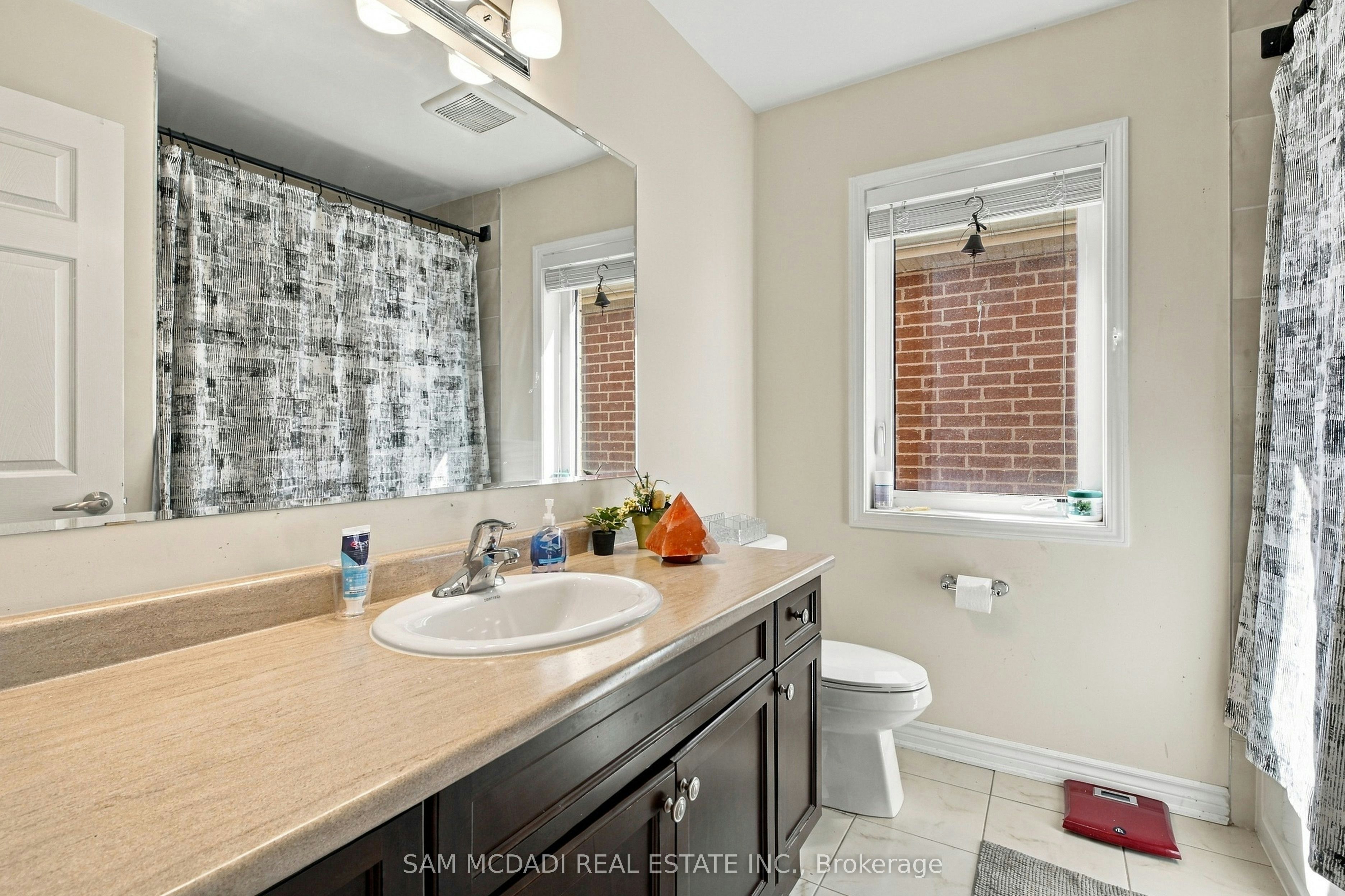8 Celano Drive, Hamilton, ON, L8B 1V3 - 26